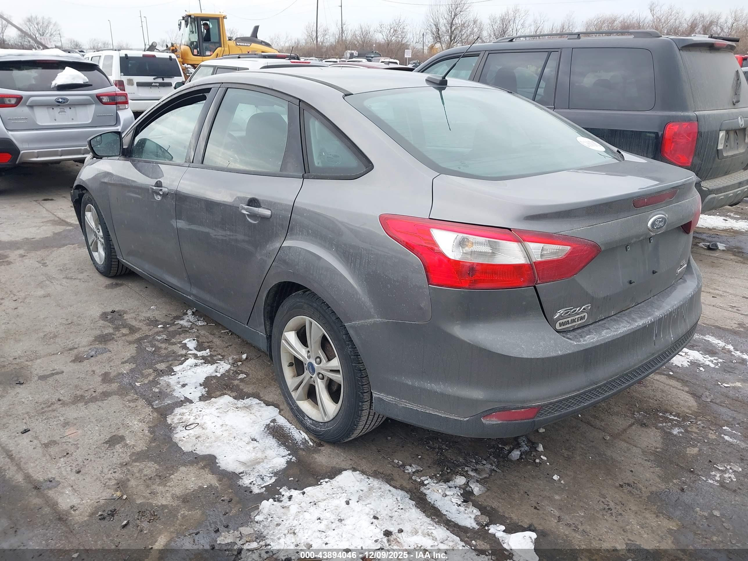 FORD FOCUS image 3