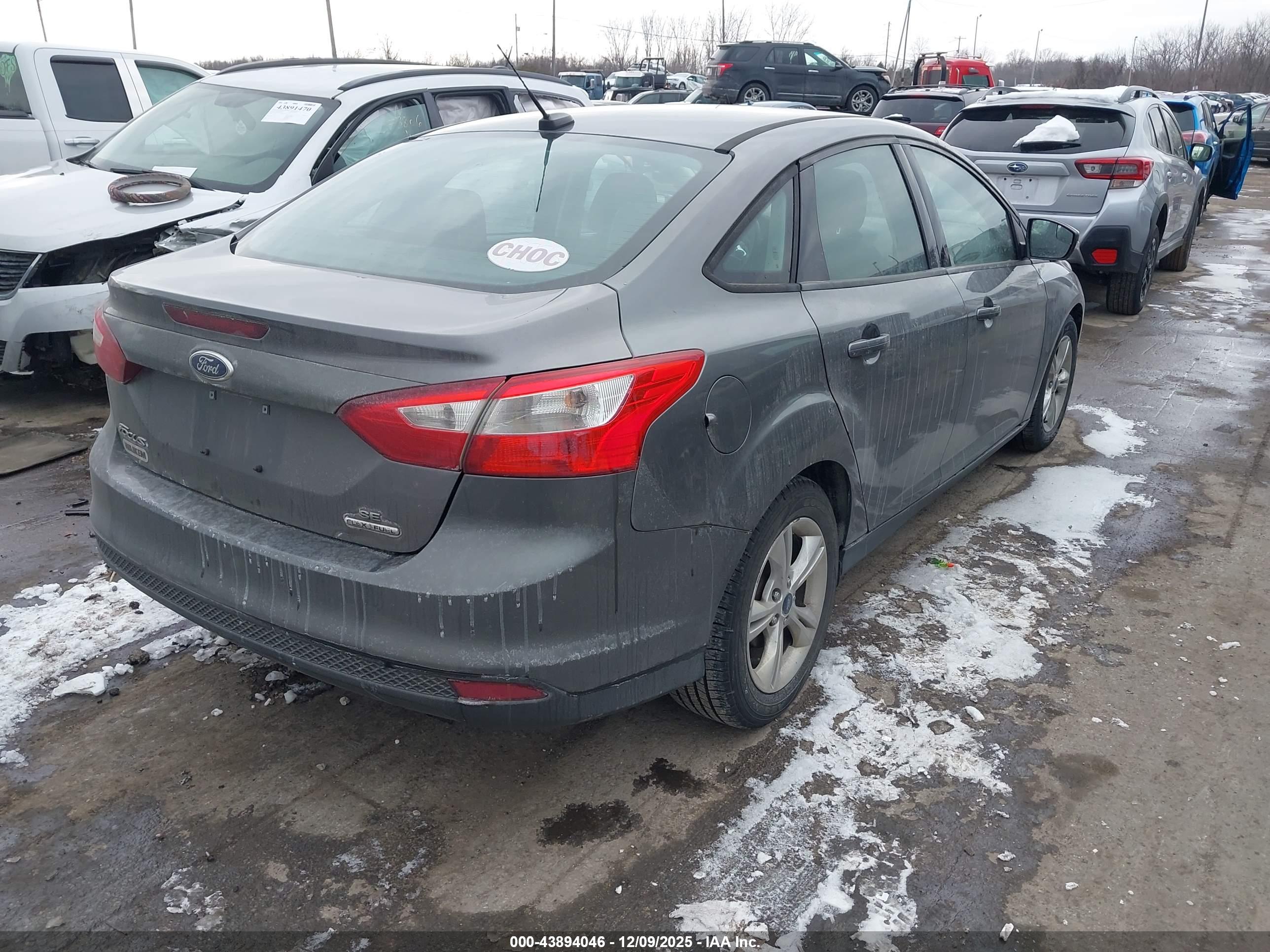 FORD FOCUS image 4
