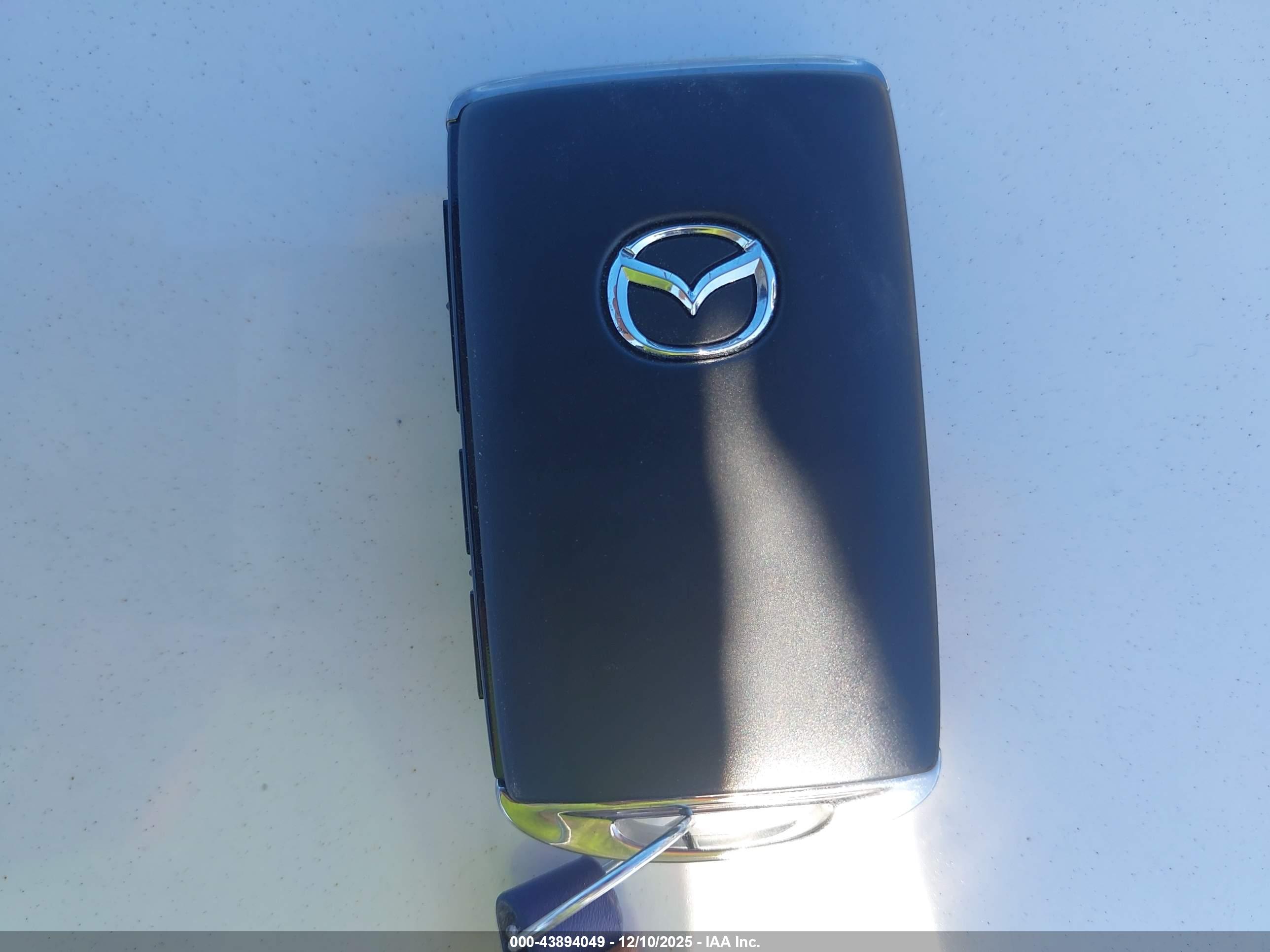MAZDA MX-5 image 11