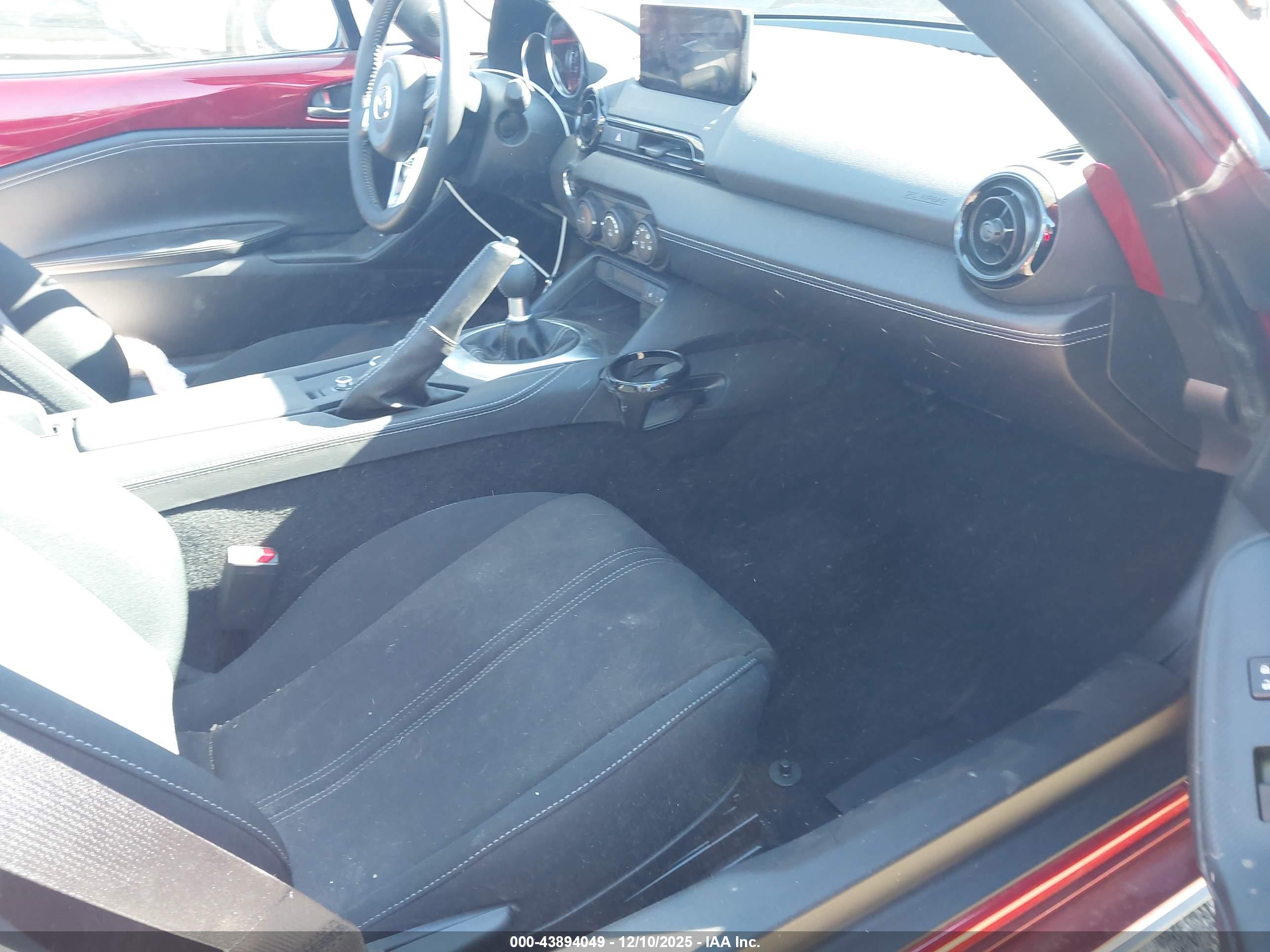 MAZDA MX-5 image 5