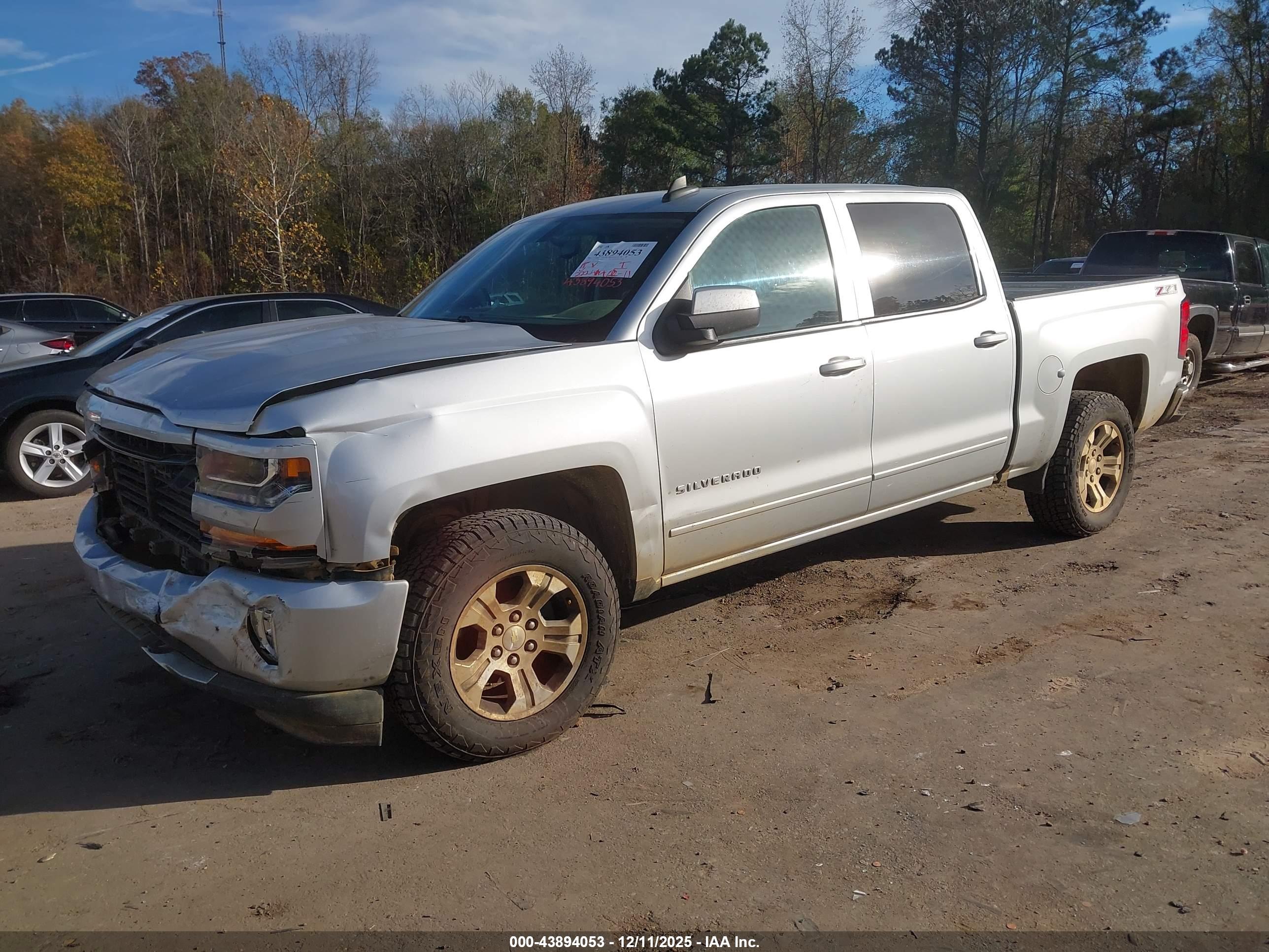 CHEVROLET SILVERADO image 2