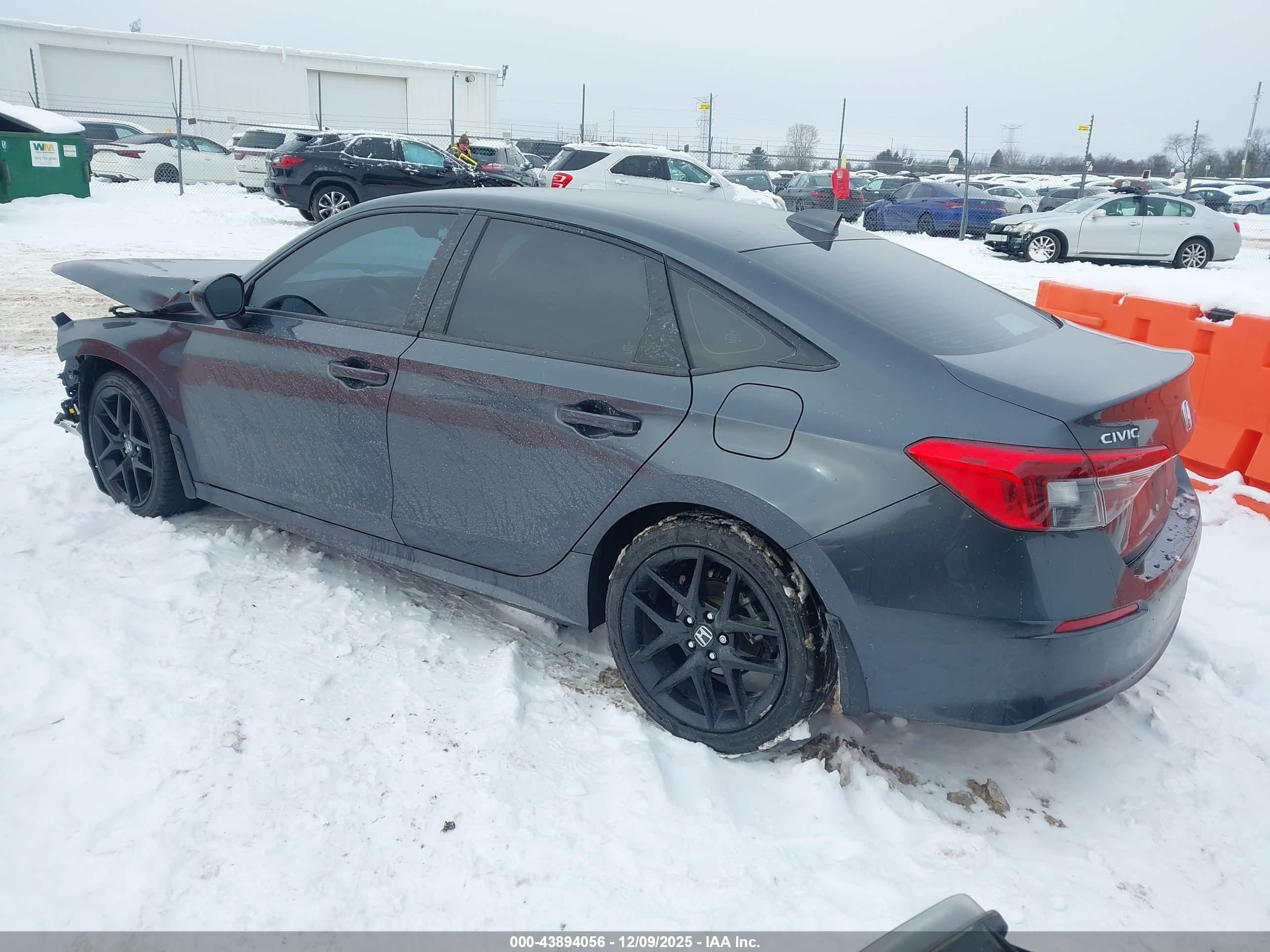 HONDA CIVIC image 3