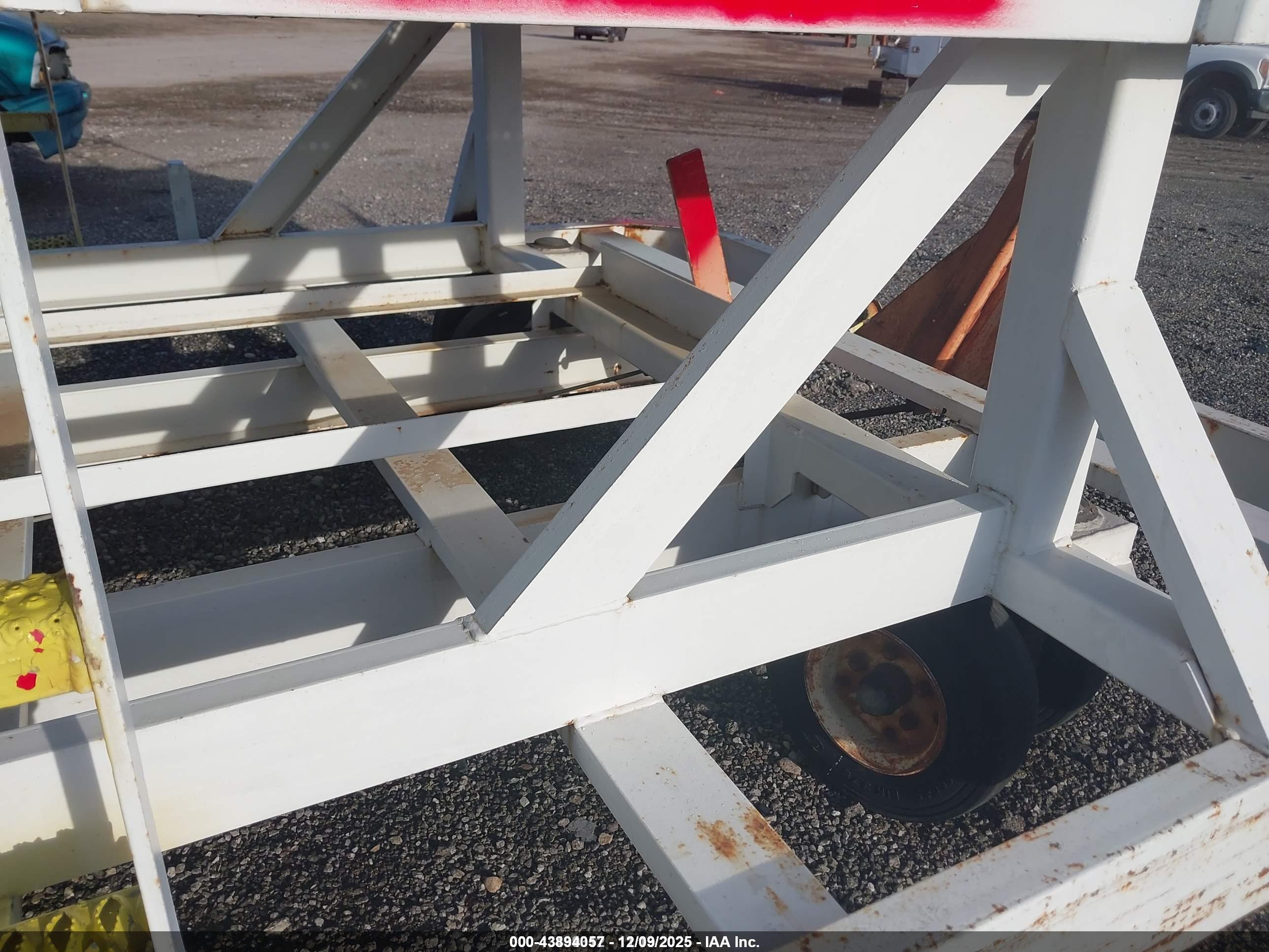 EQUIPMENT STEEL image 5