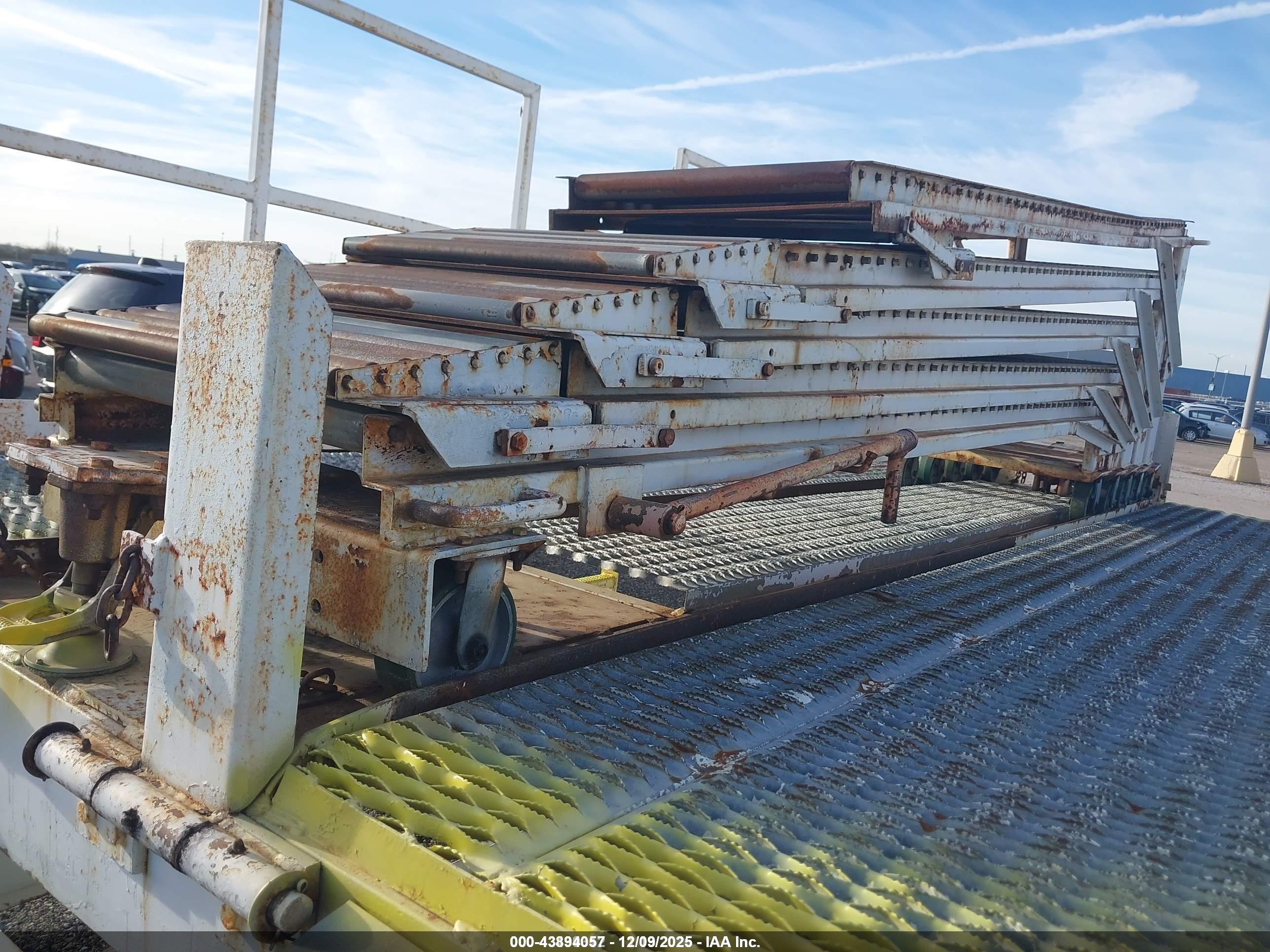 EQUIPMENT STEEL image 6