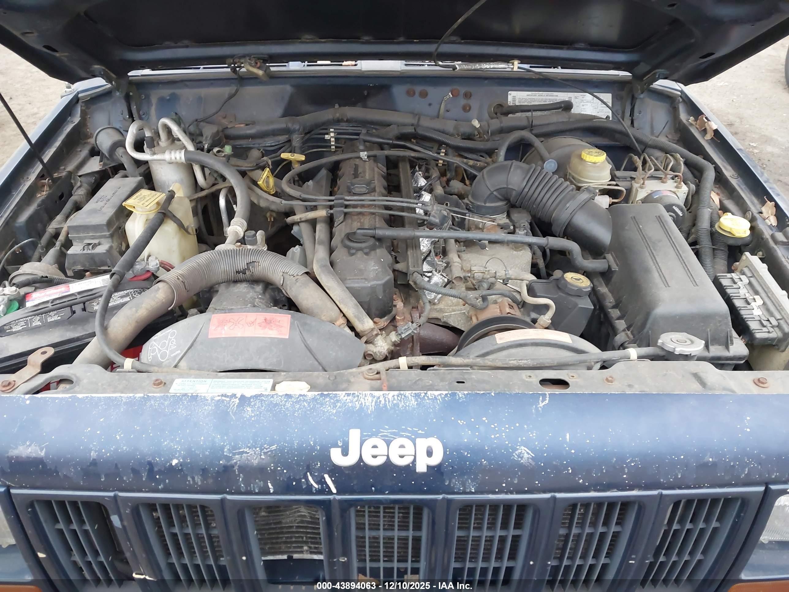 JEEP CHEROKEE image 10
