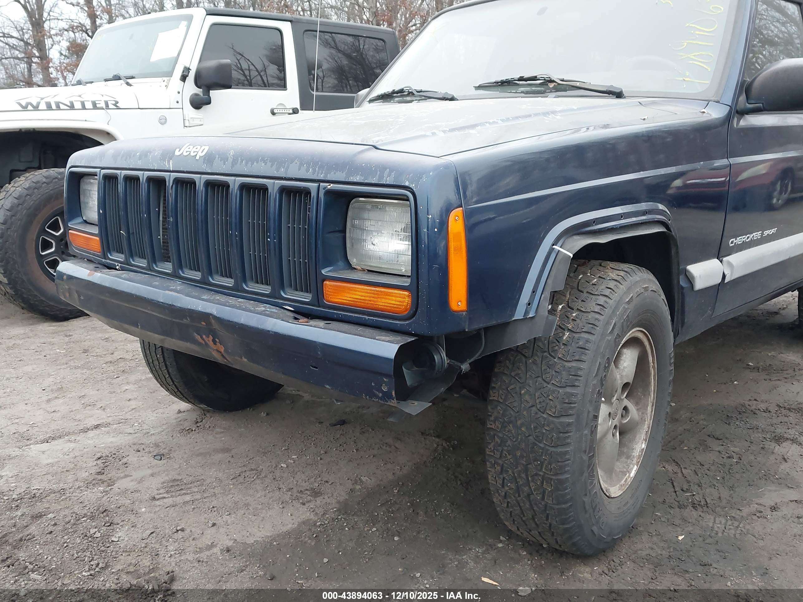 JEEP CHEROKEE image 6