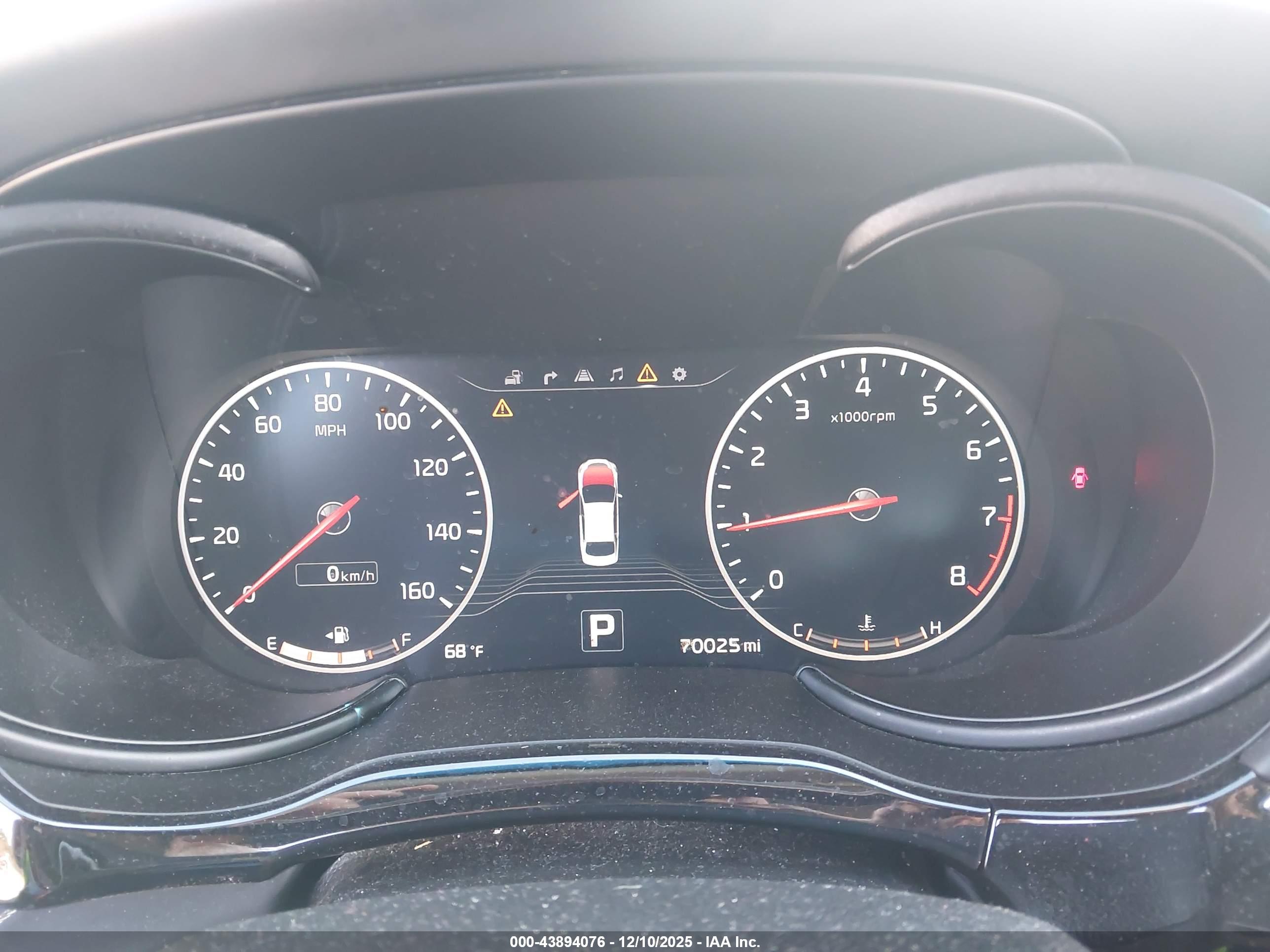 KIA K900 image 7