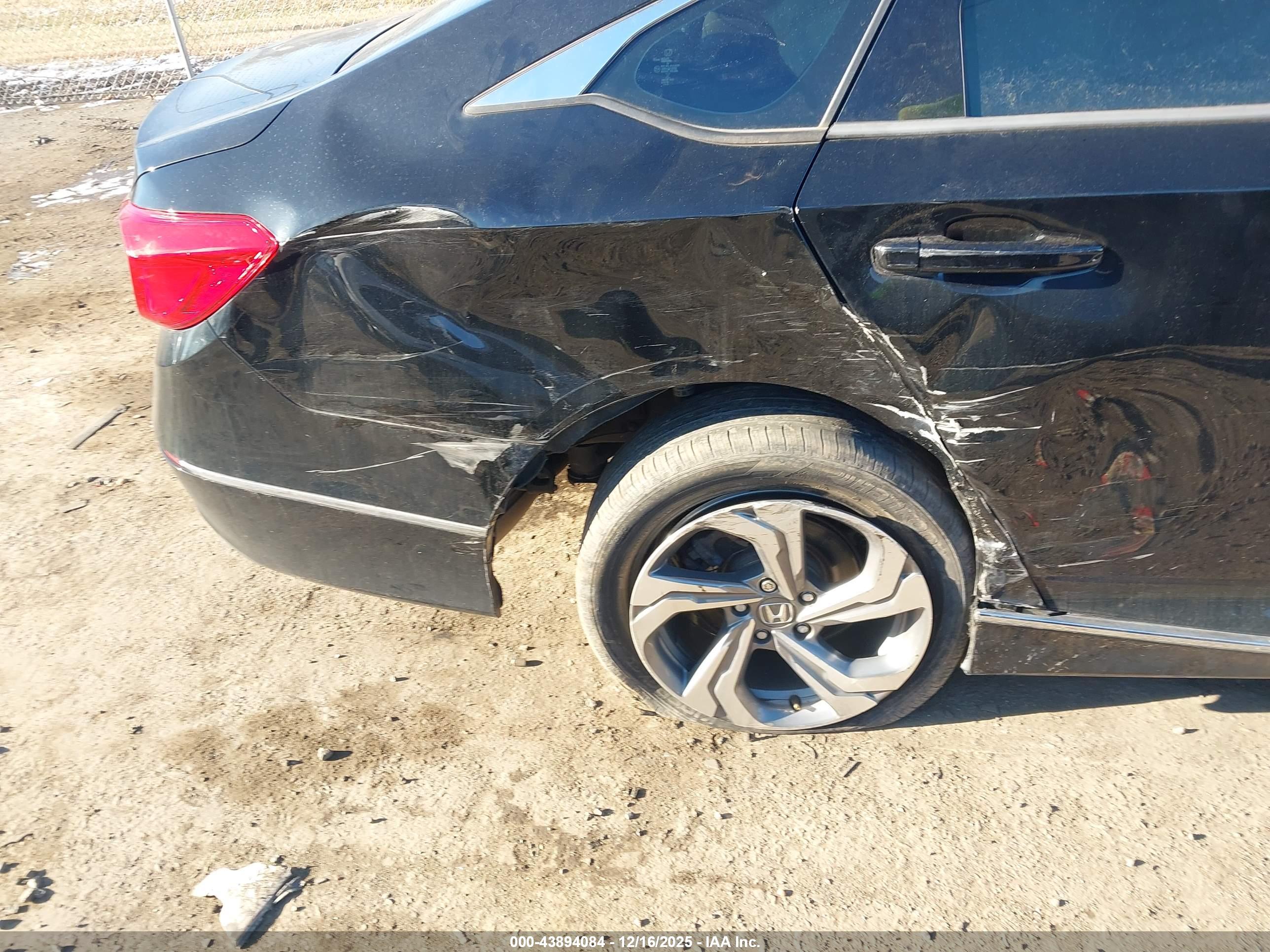 HONDA ACCORD image 6