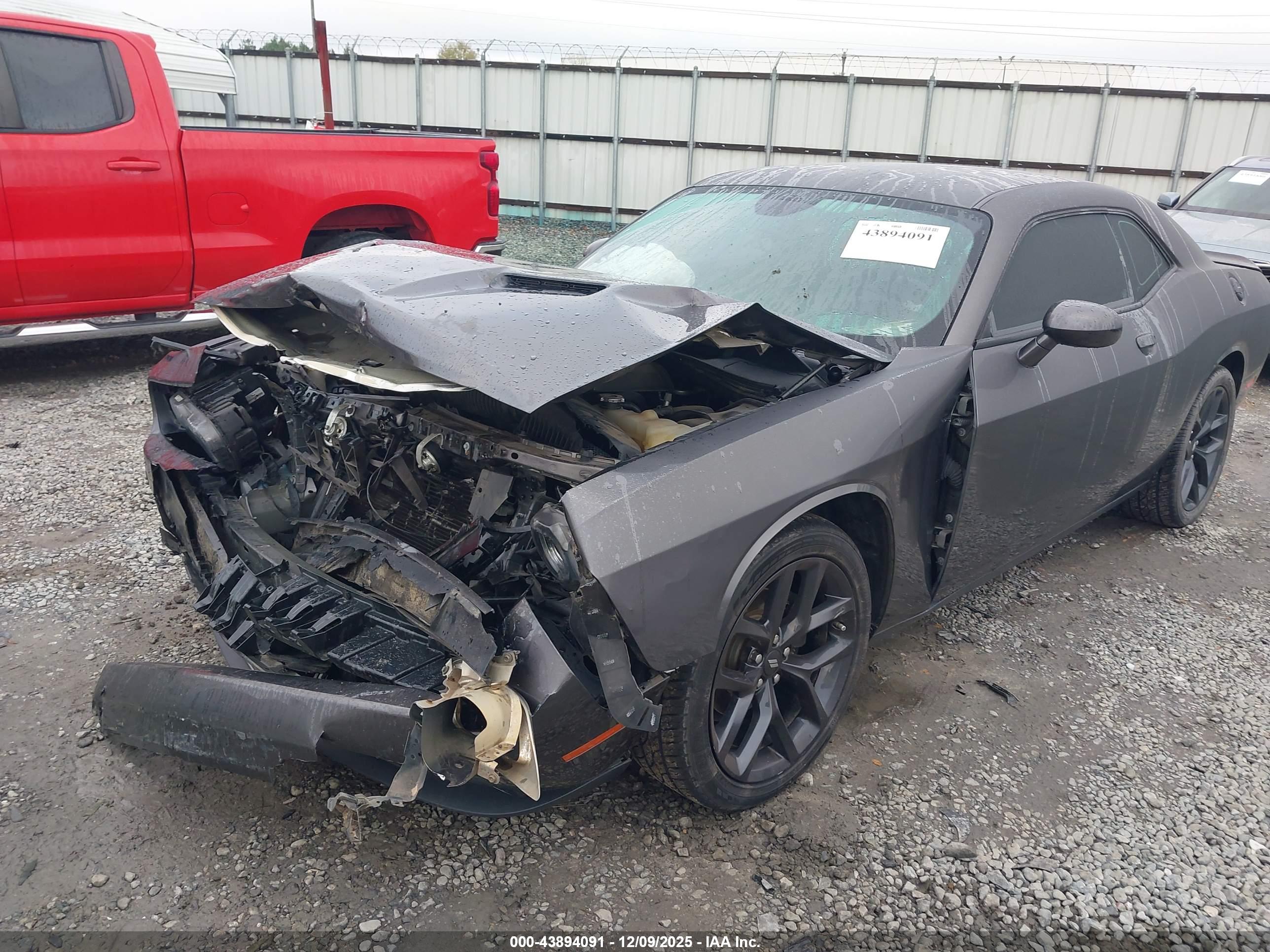 DODGE CHALLENGER image 6