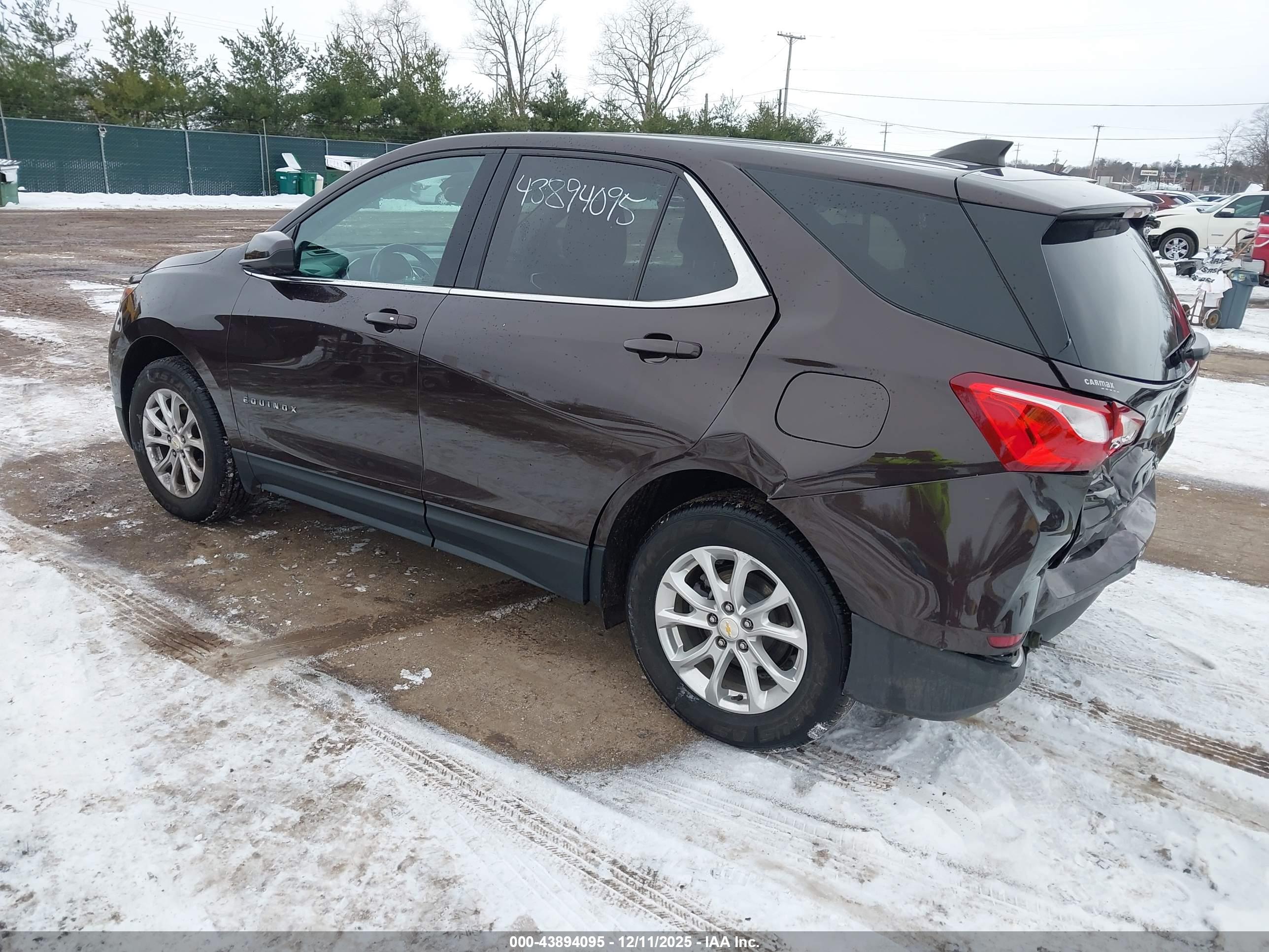 CHEVROLET EQUINOX image 3