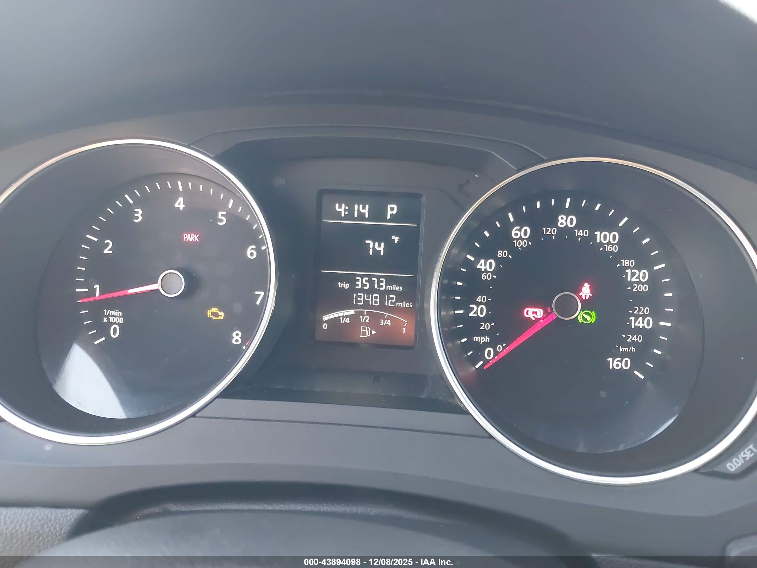 VOLKSWAGEN JETTA image 7