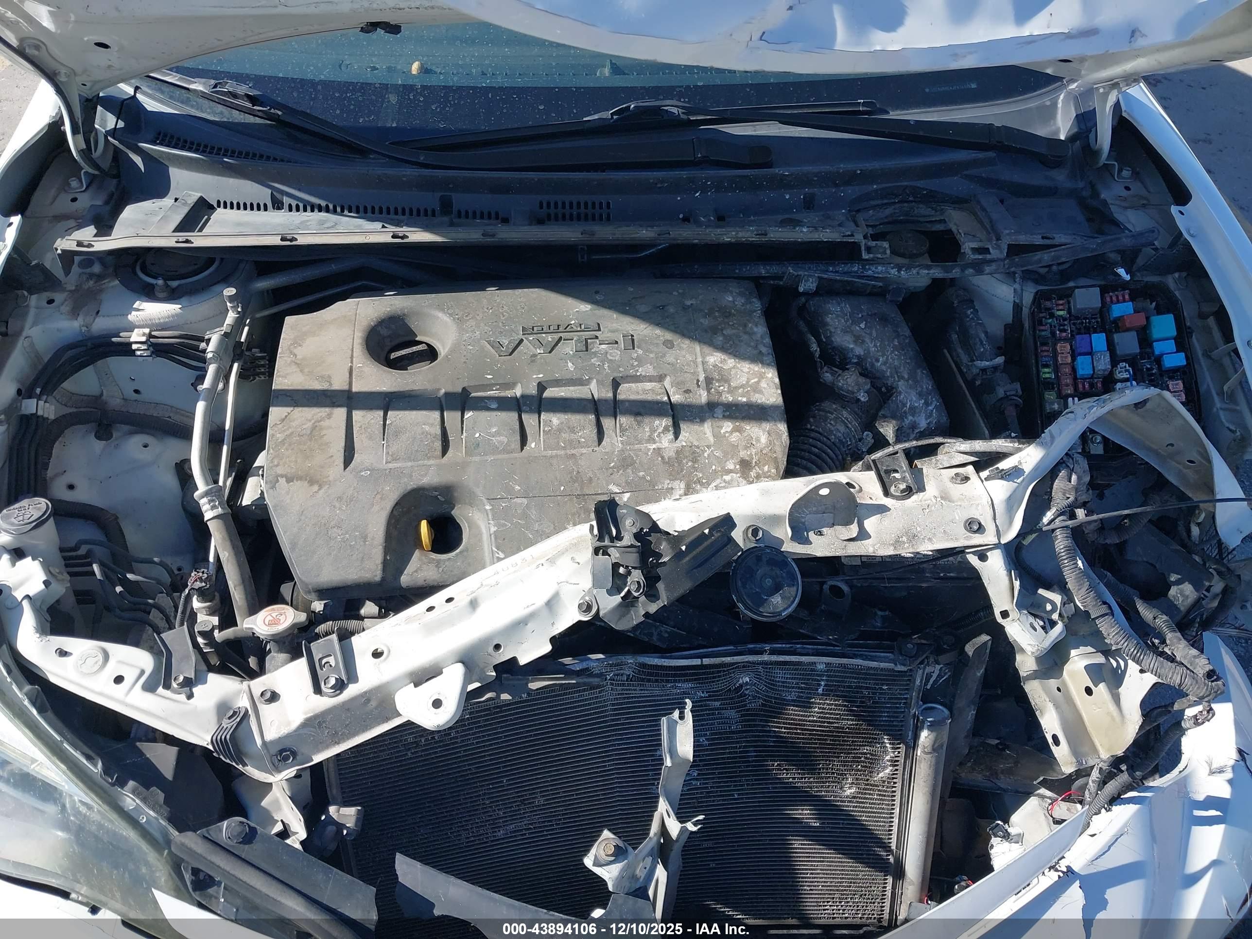 TOYOTA COROLLA image 10
