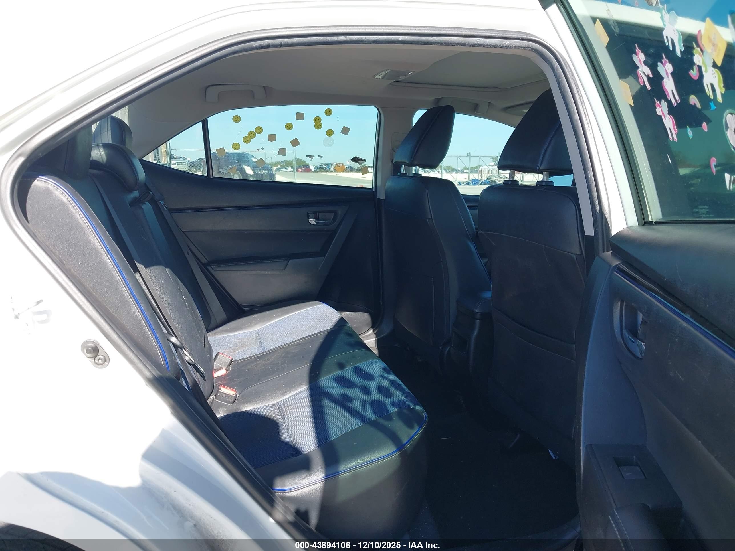 TOYOTA COROLLA image 8