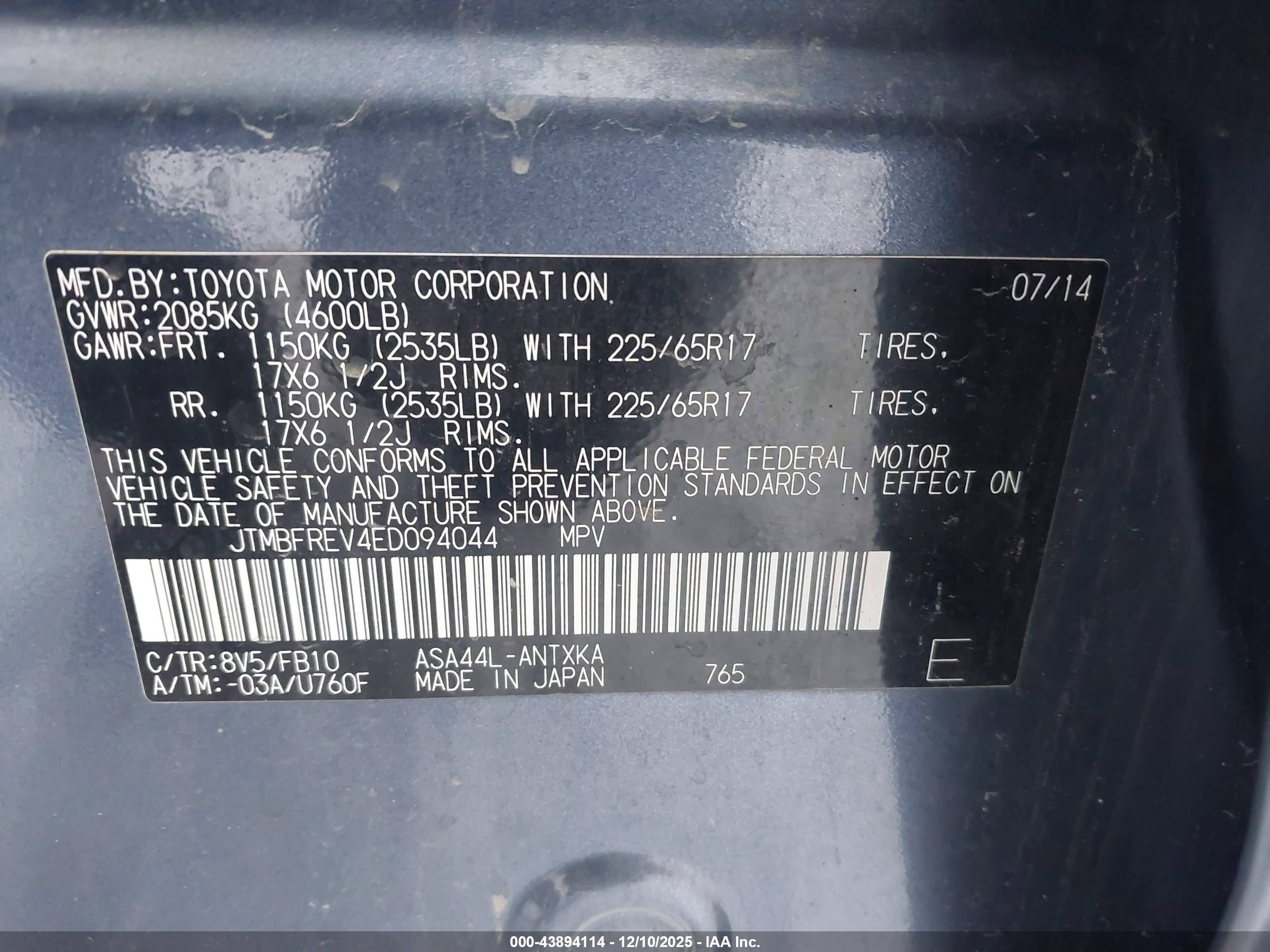 TOYOTA RAV4 image 9