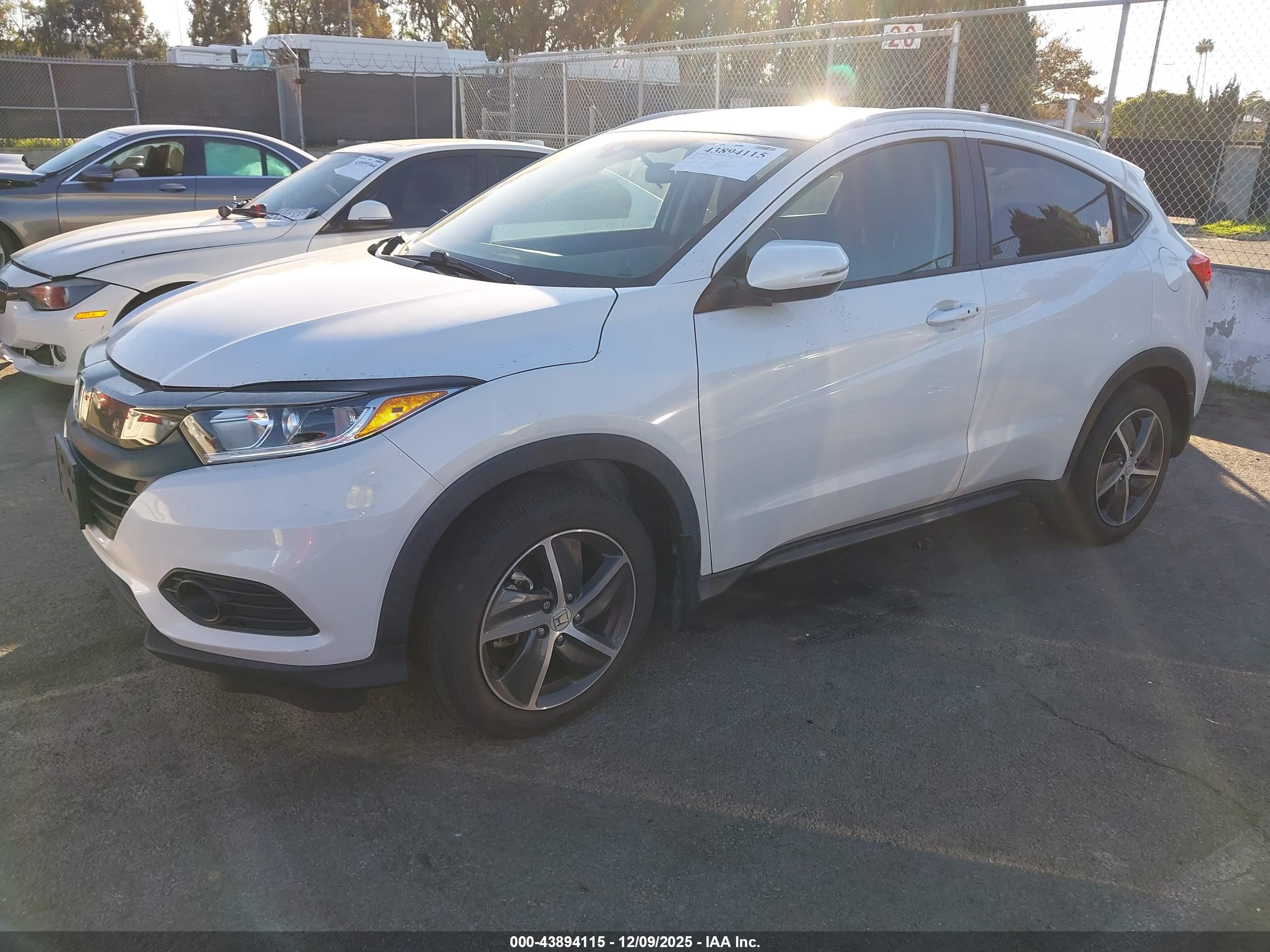 HONDA HR-V image 2