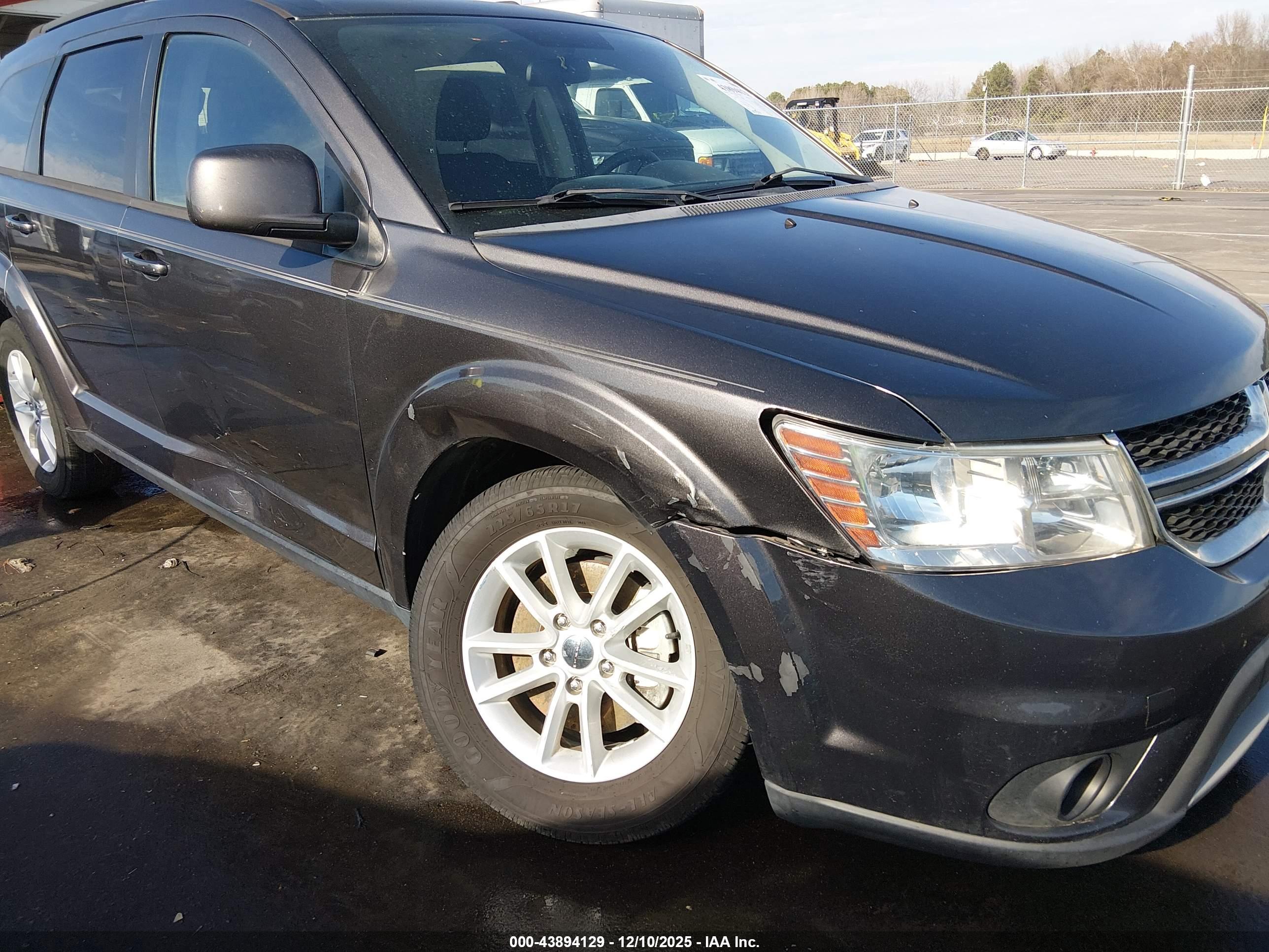DODGE JOURNEY image 6