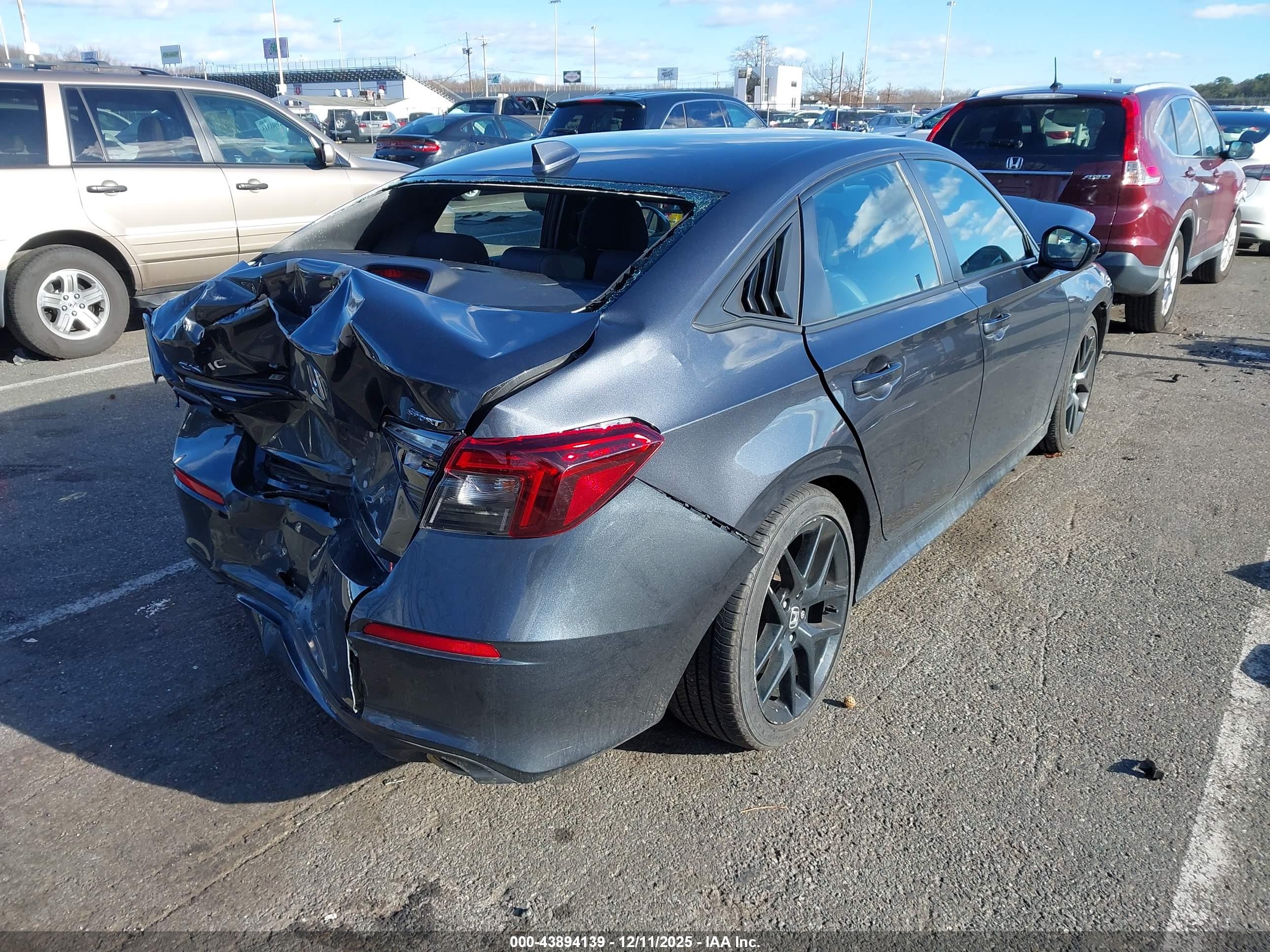 HONDA CIVIC image 4
