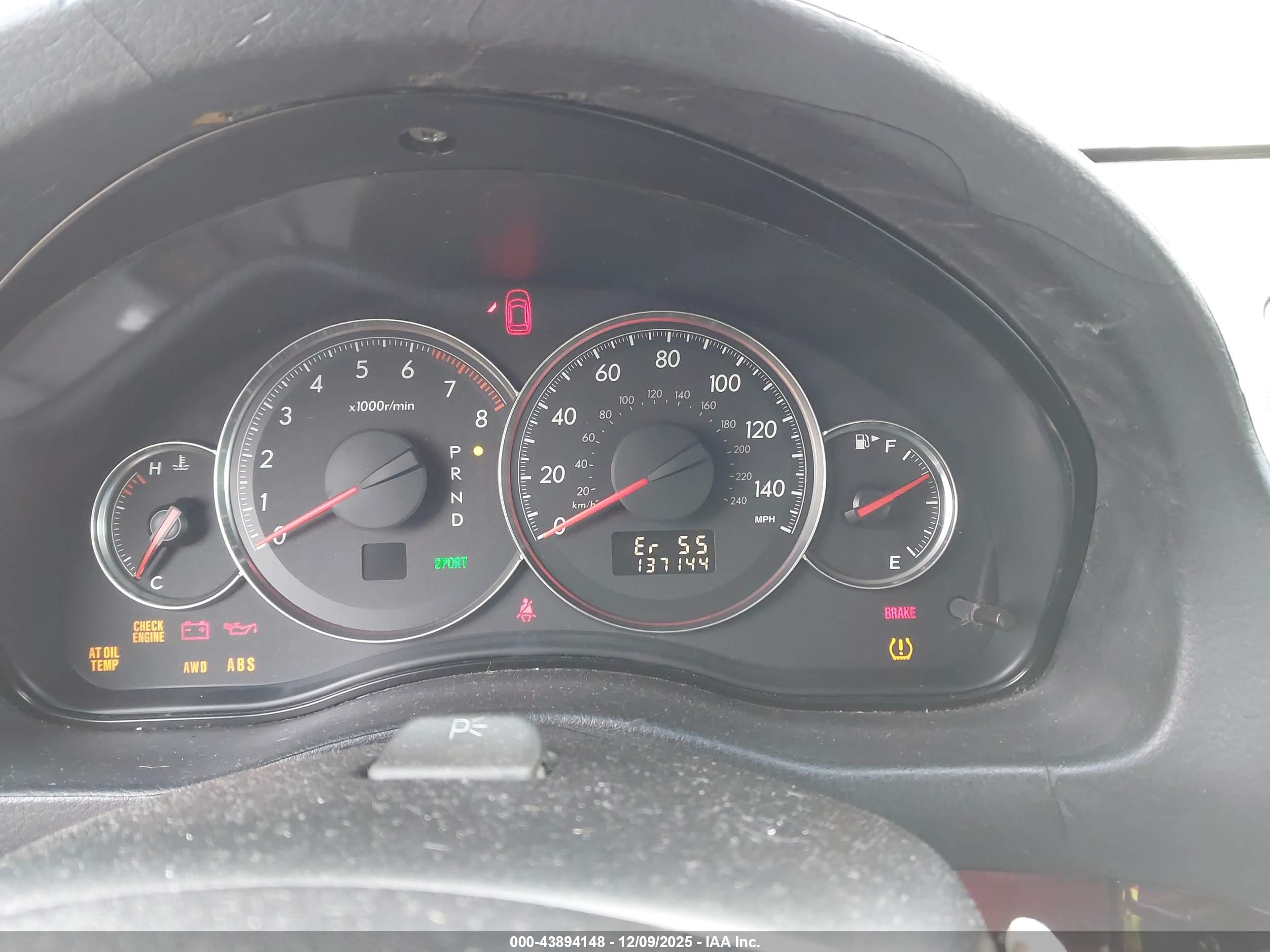 SUBARU OUTBACK image 7
