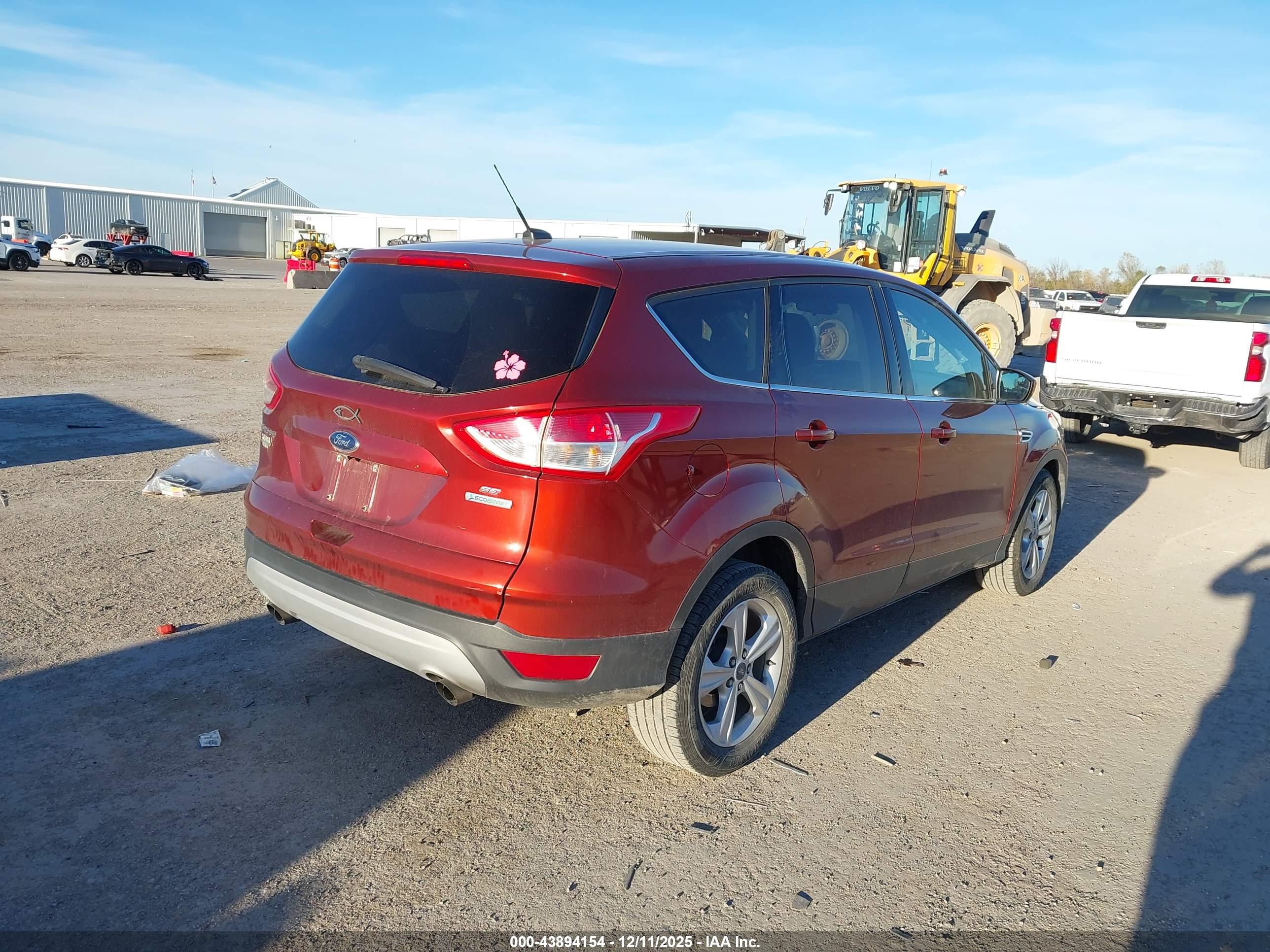 FORD ESCAPE image 4