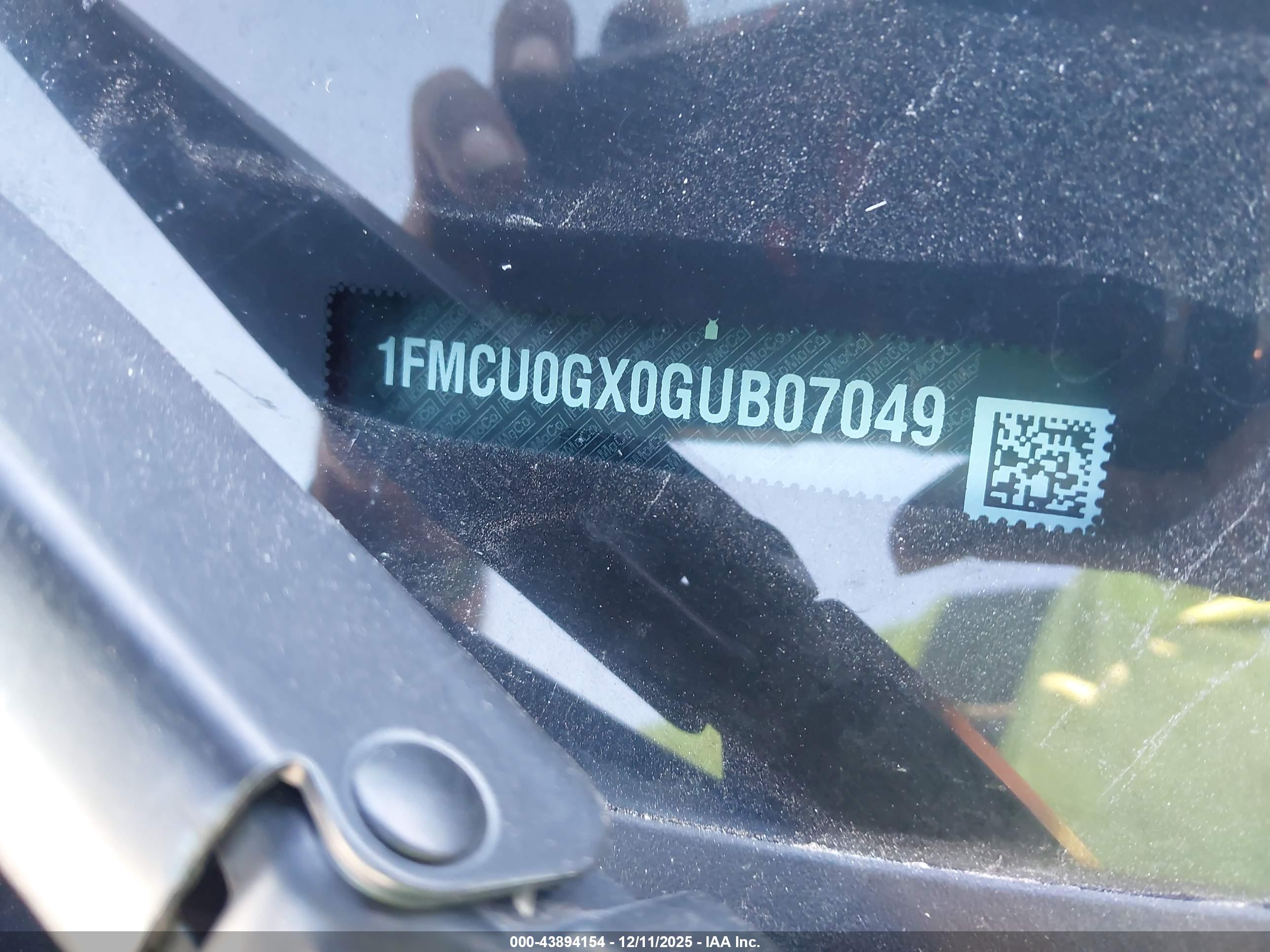 FORD ESCAPE image 9