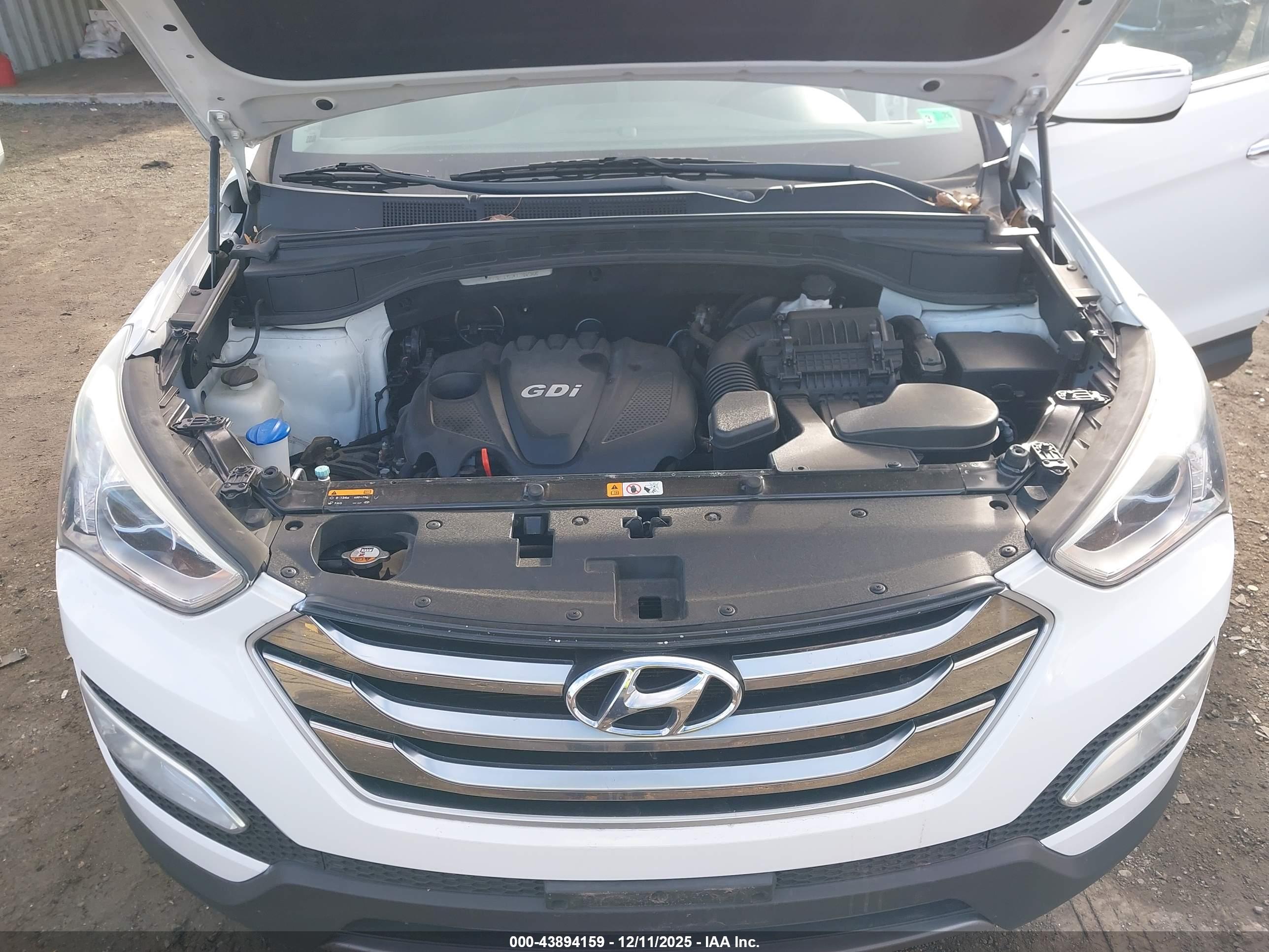 HYUNDAI SANTA image 10