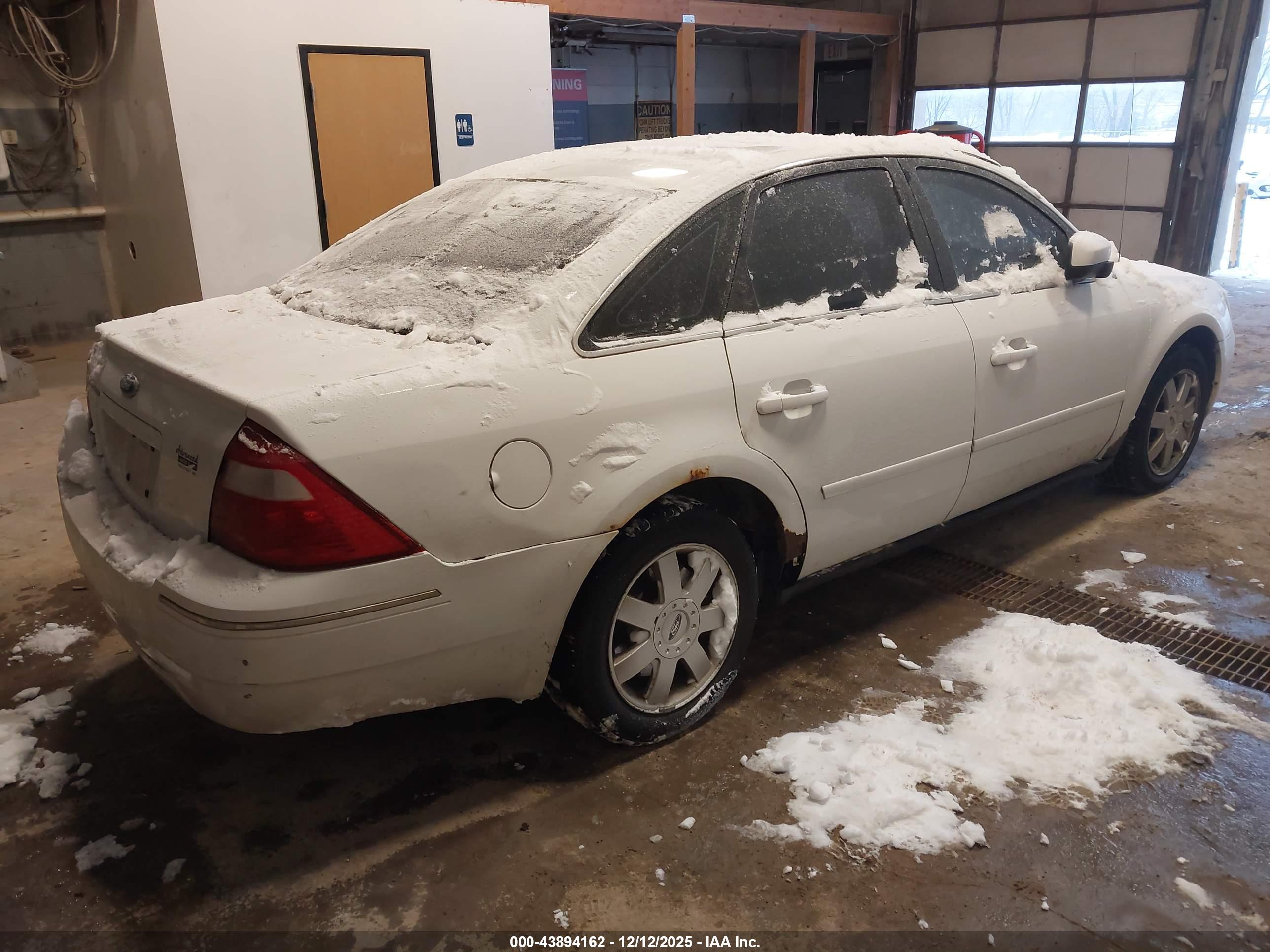 FORD FIVE image 4