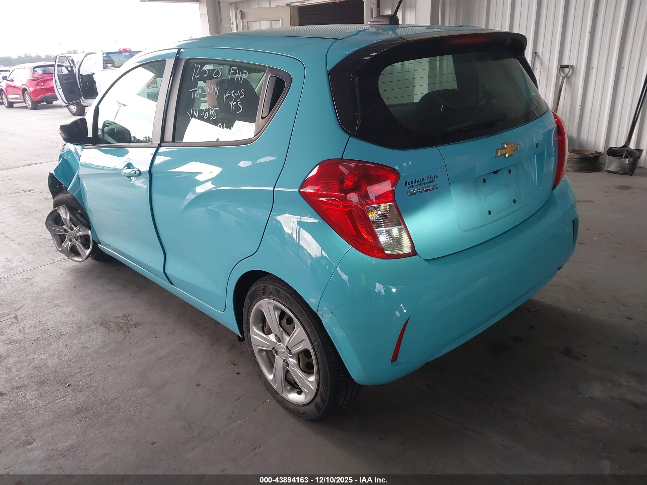 CHEVROLET SPARK image 3