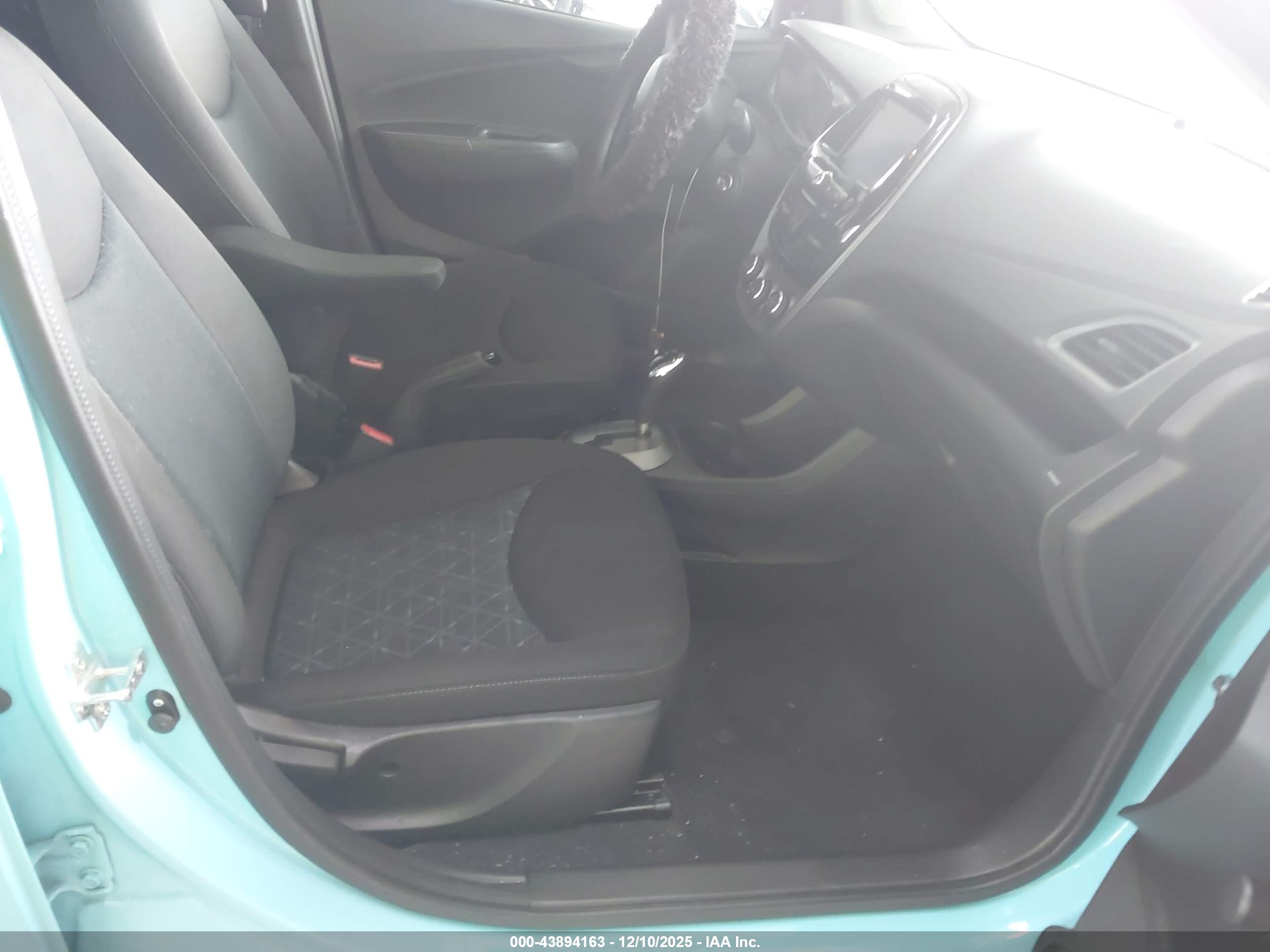 CHEVROLET SPARK image 5
