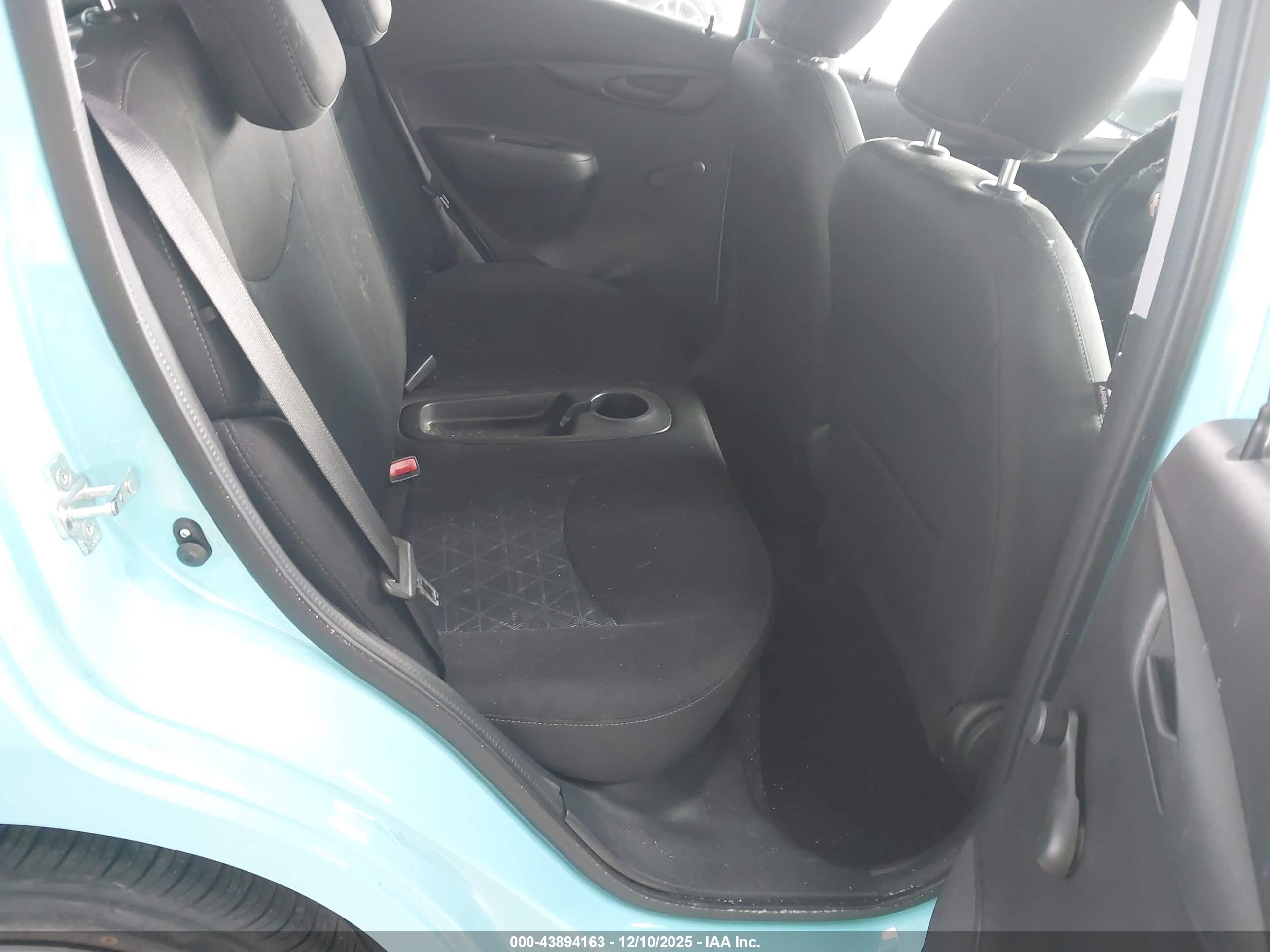 CHEVROLET SPARK image 8