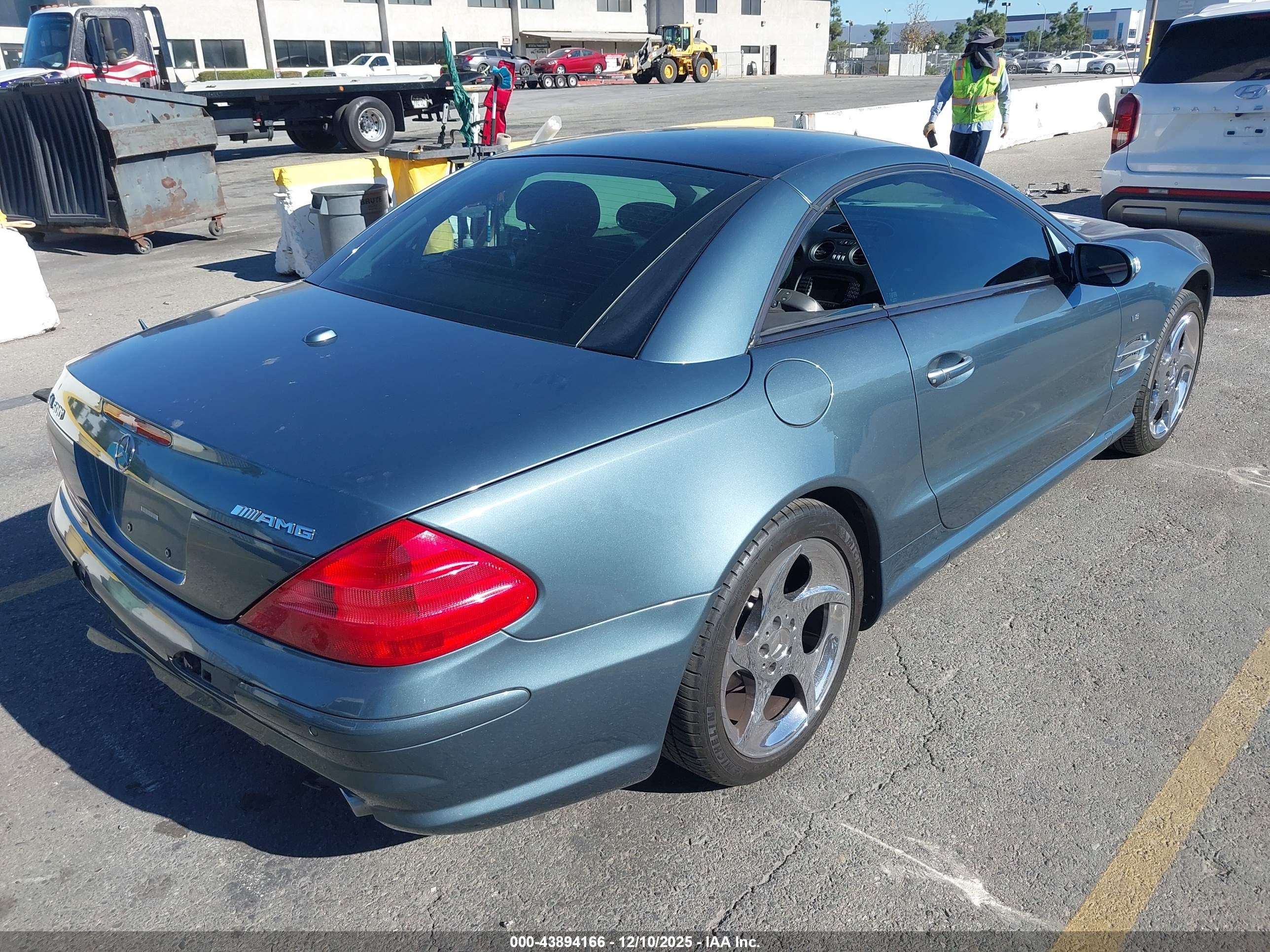 MERCEDES-BENZ SL image 4