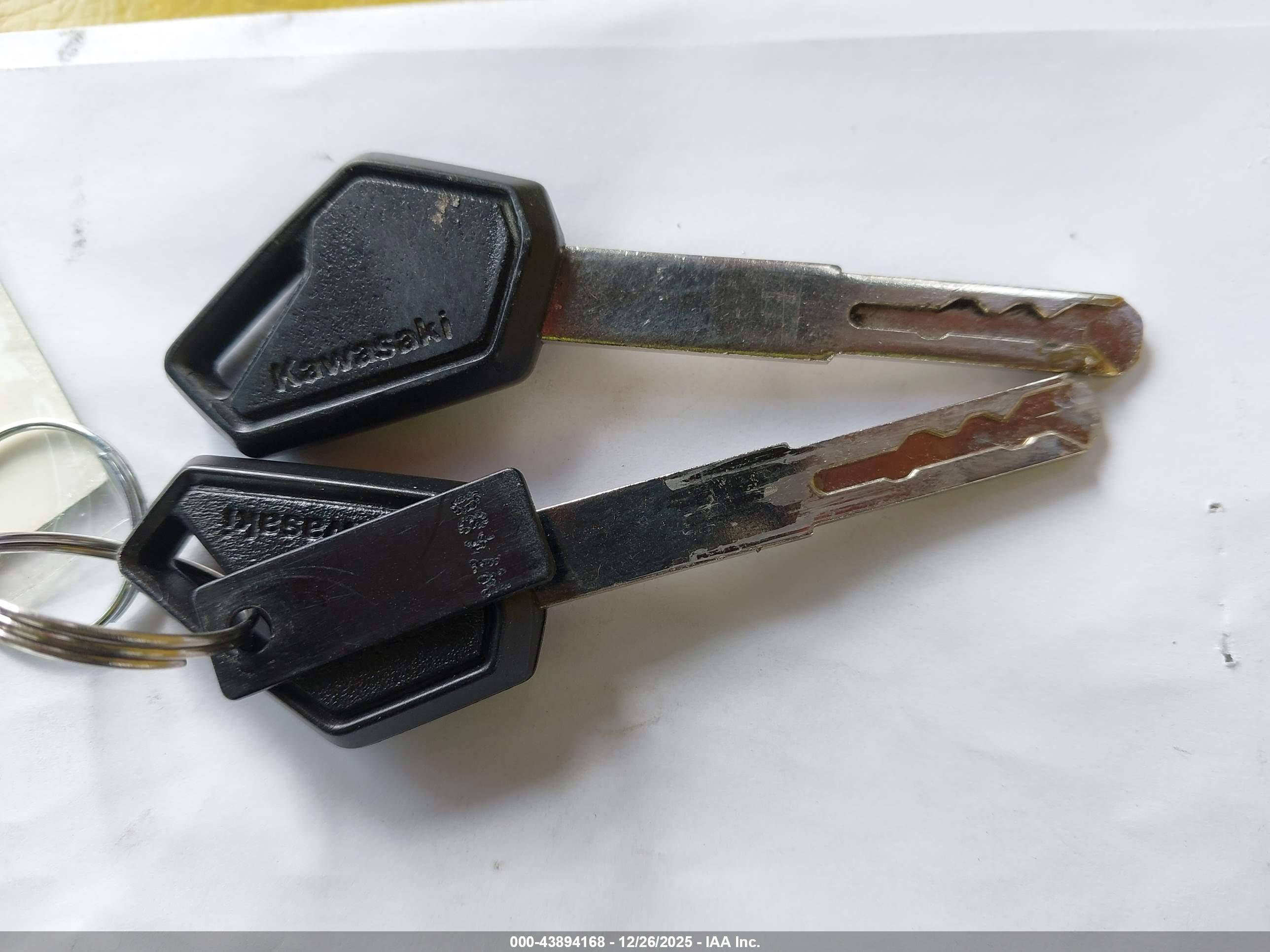 KAWASAKI KL650 image 11