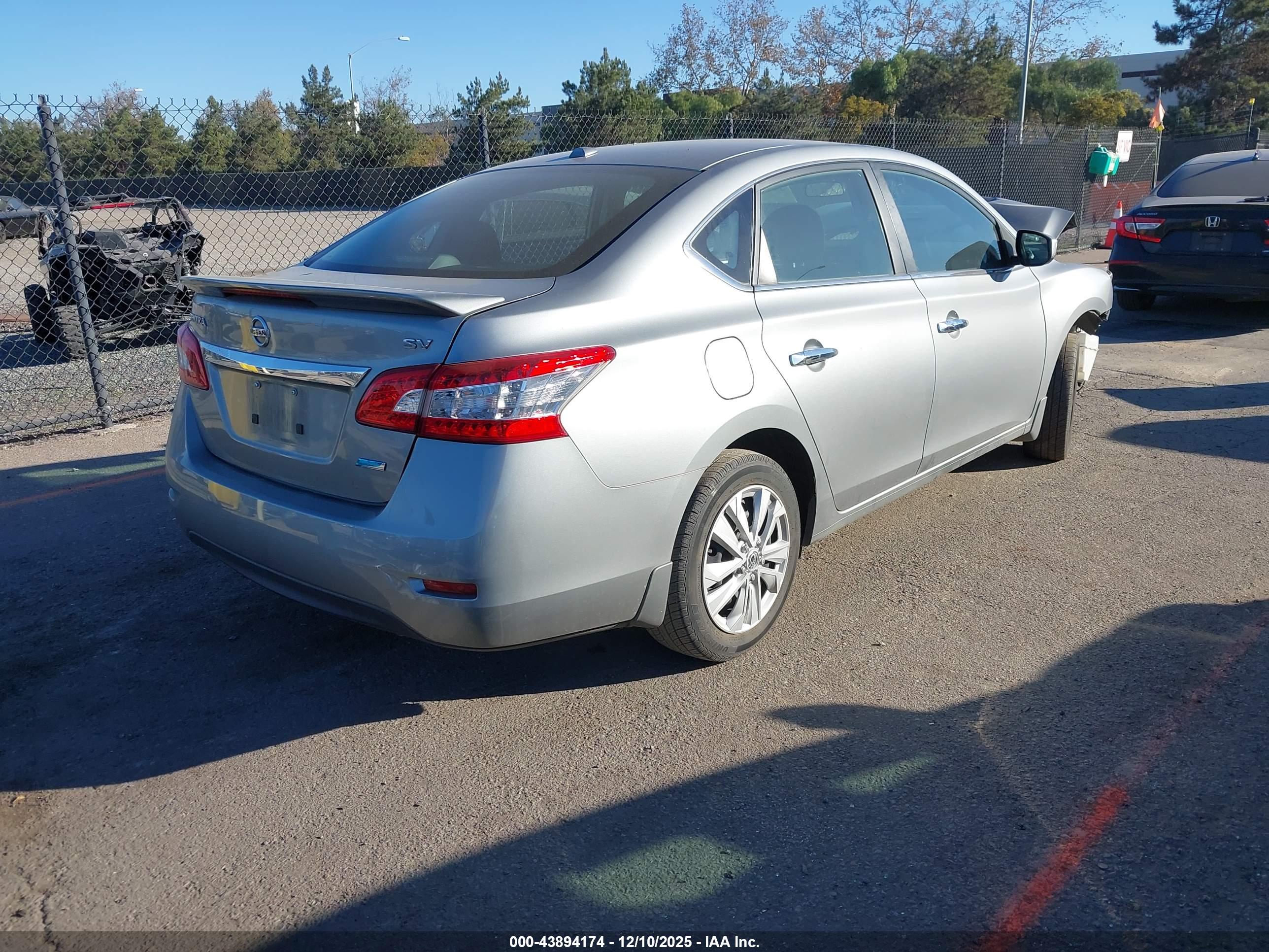NISSAN SENTRA image 4