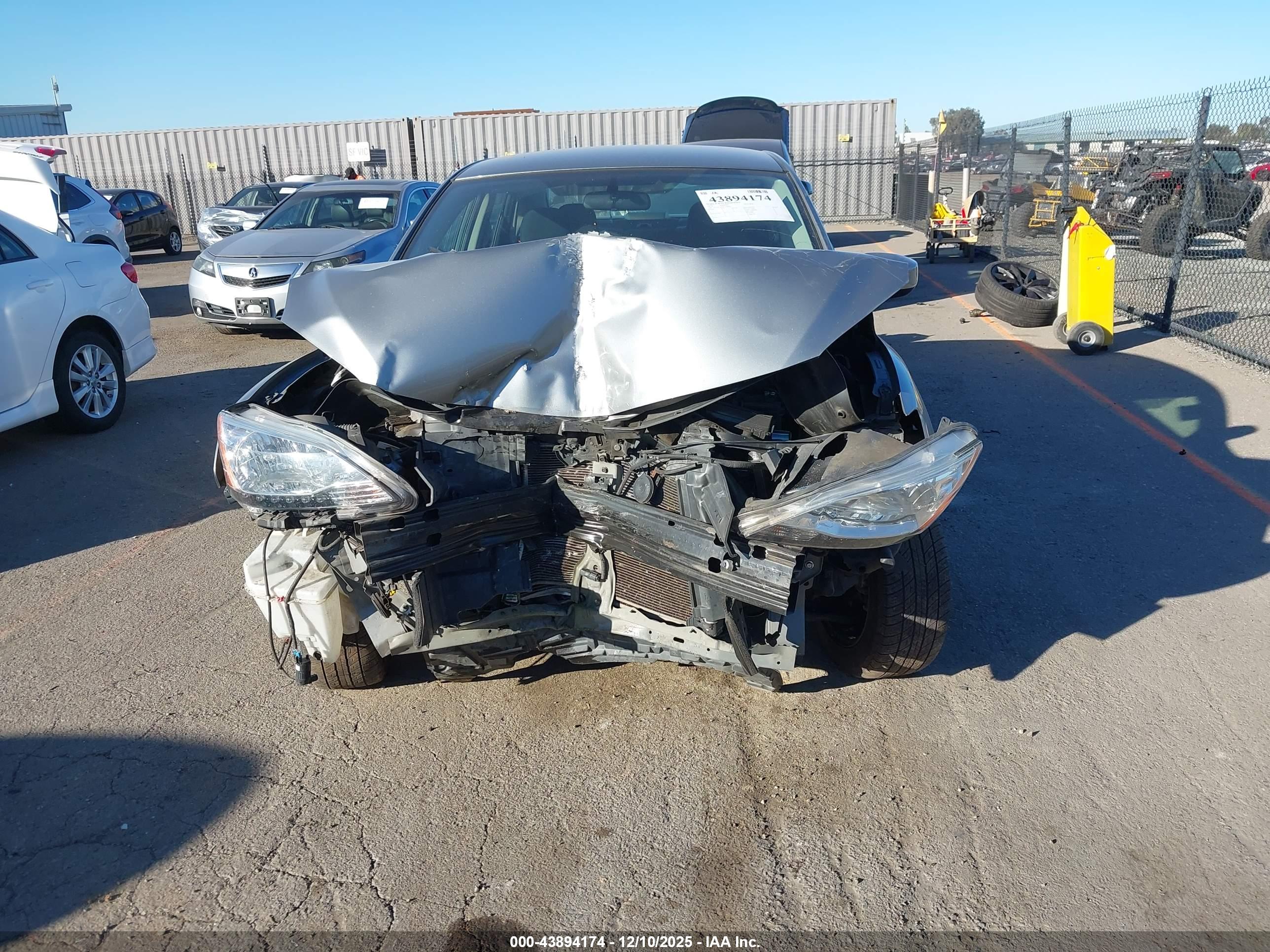 NISSAN SENTRA image 6