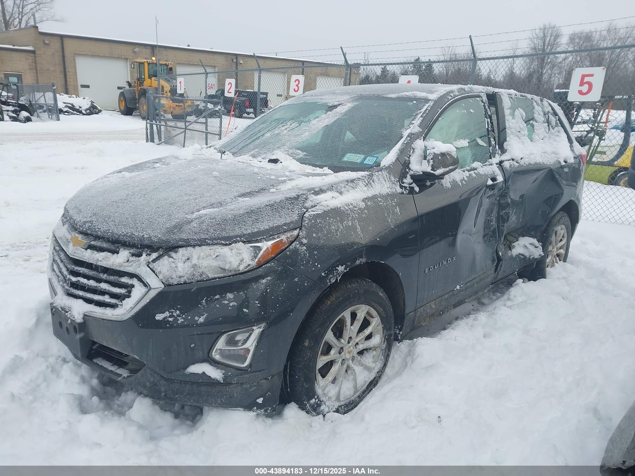 CHEVROLET EQUINOX image 2