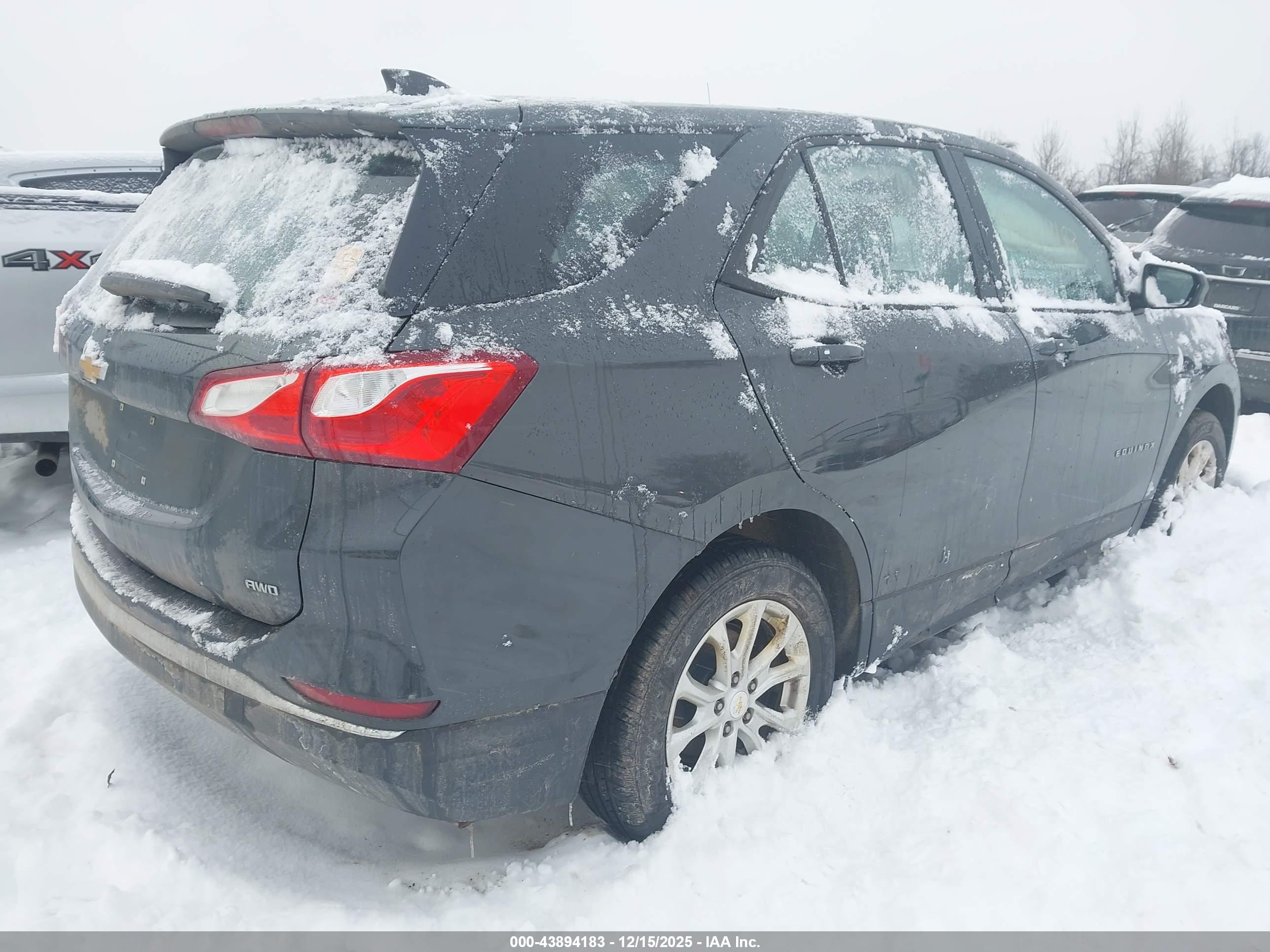 CHEVROLET EQUINOX image 4
