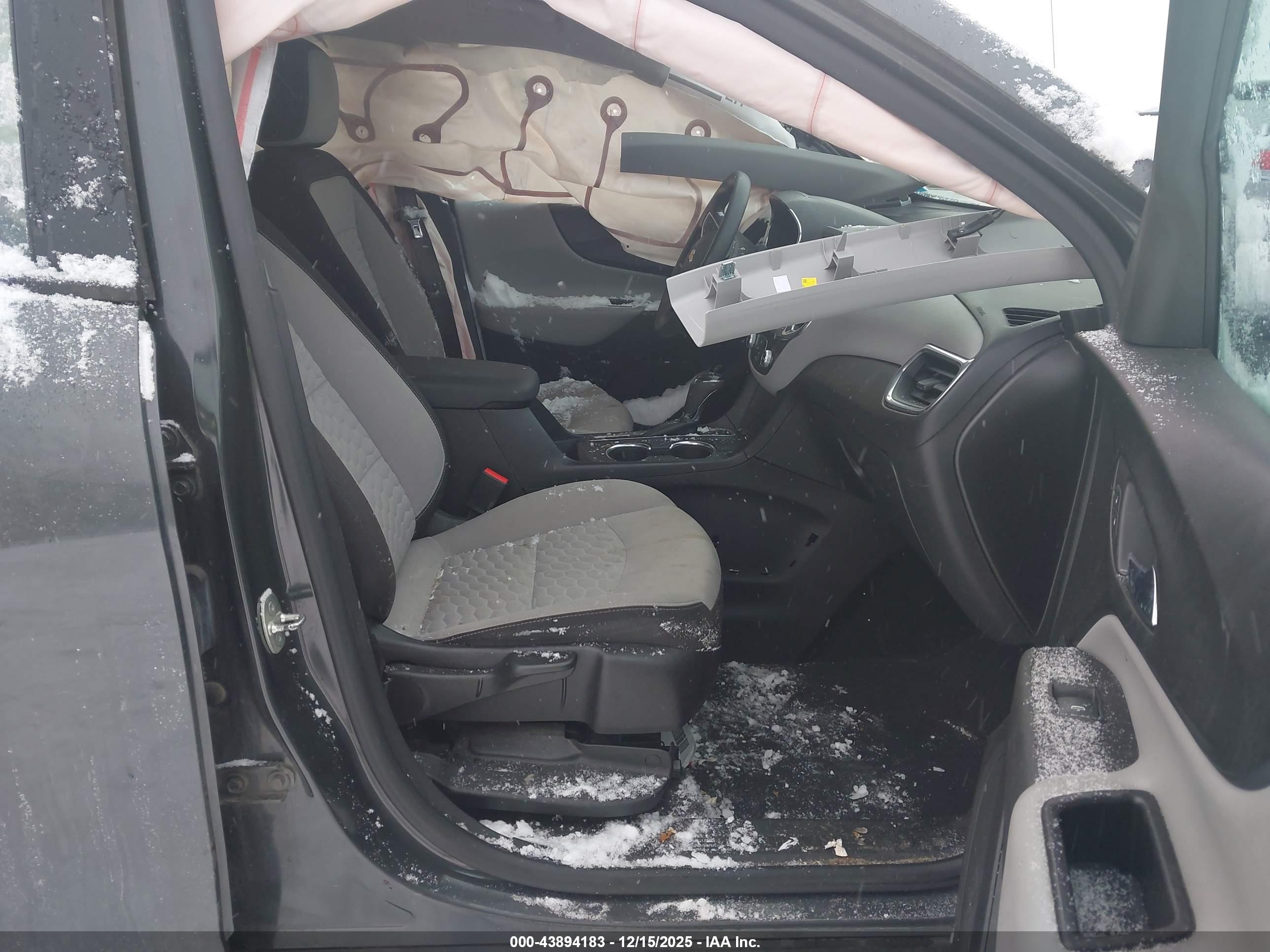 CHEVROLET EQUINOX image 5