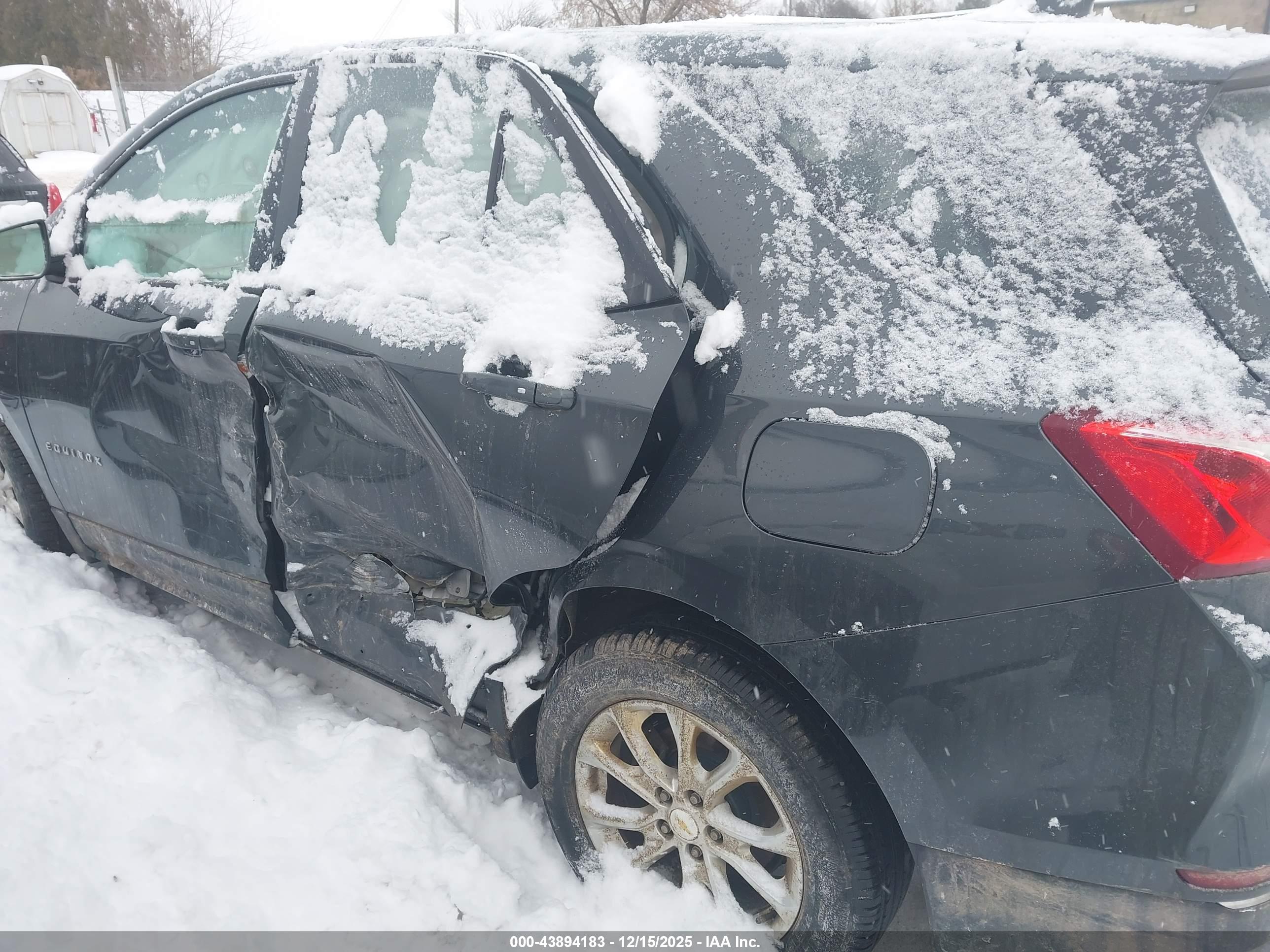 CHEVROLET EQUINOX image 6