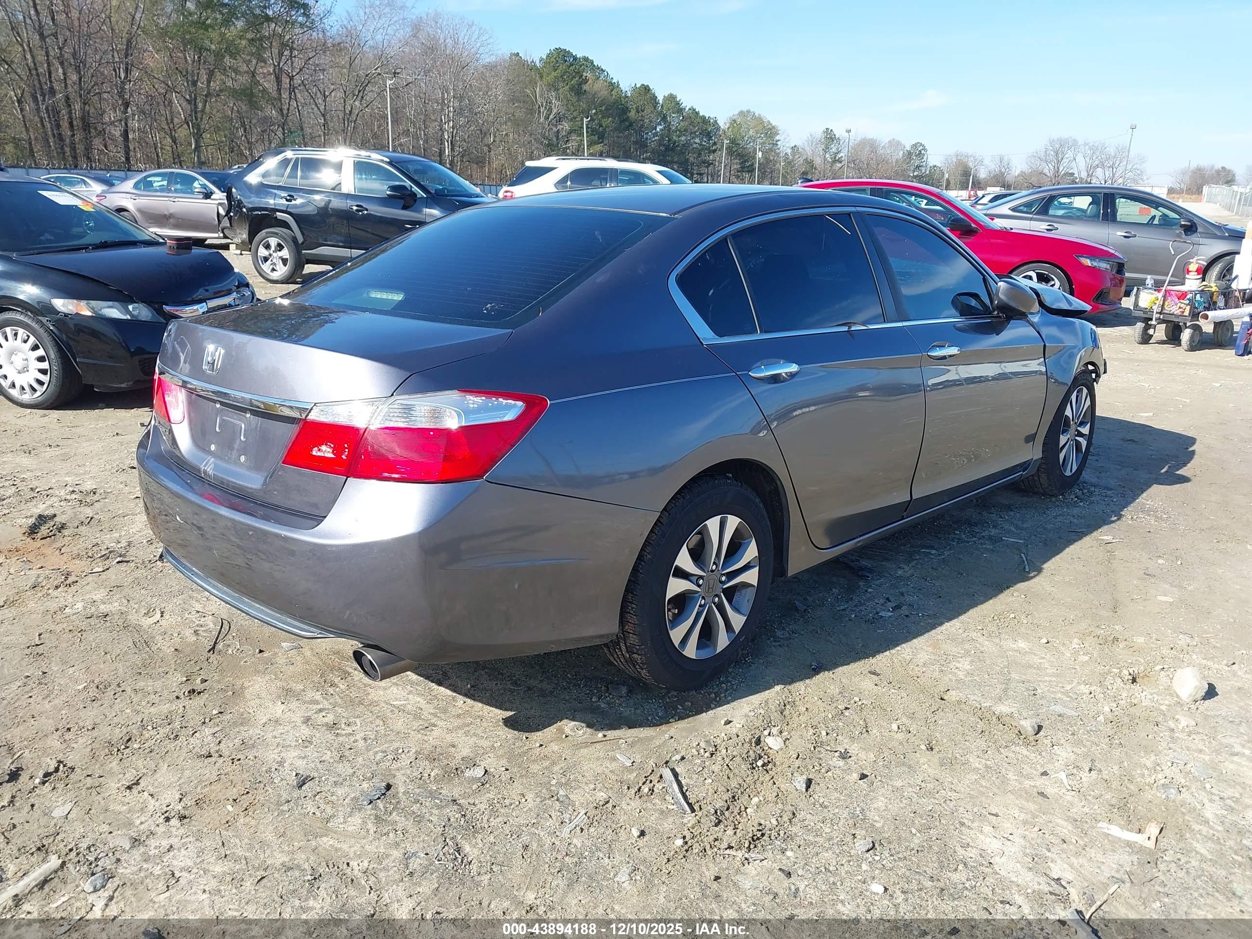 HONDA ACCORD image 4