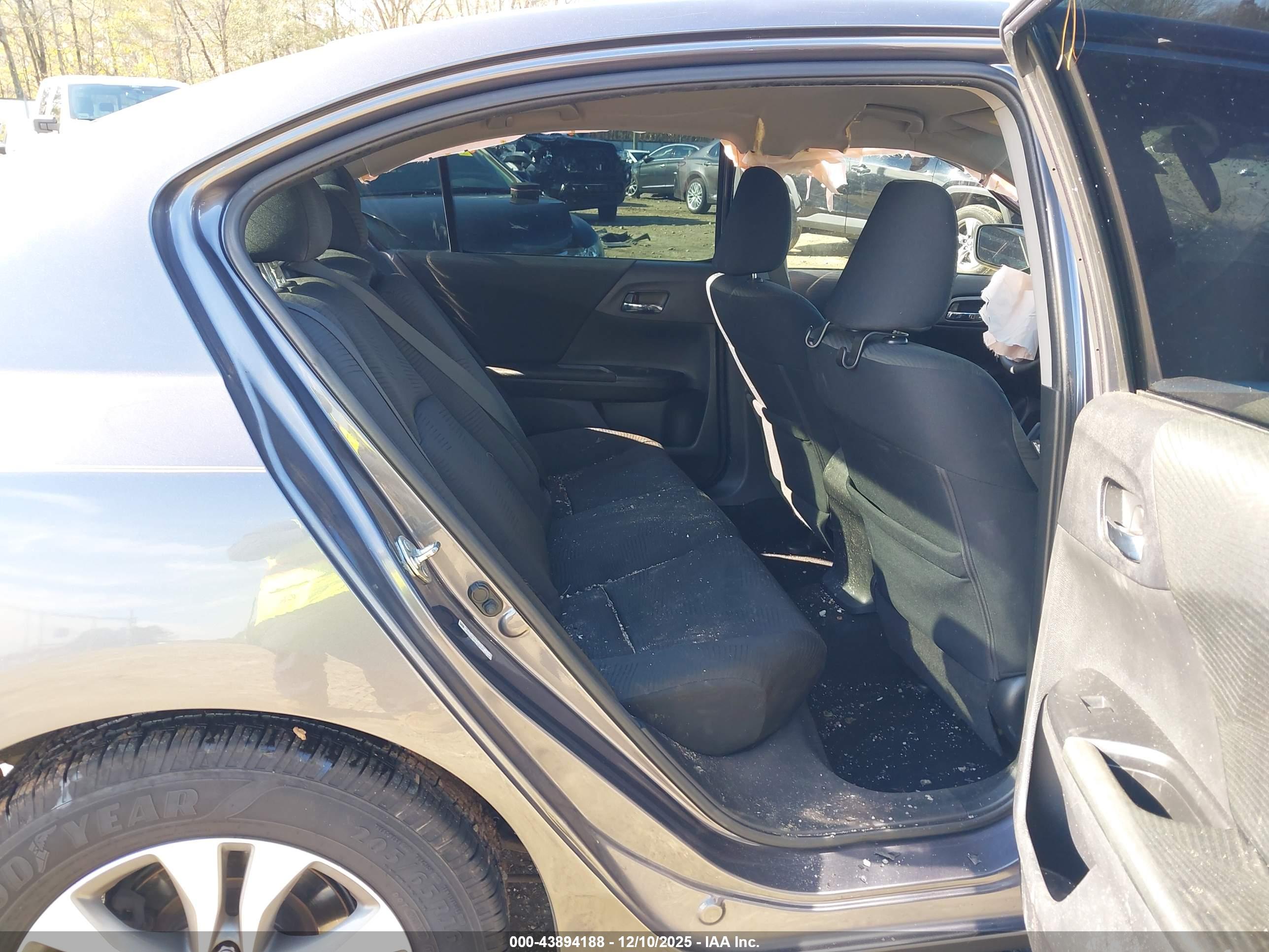 HONDA ACCORD image 8