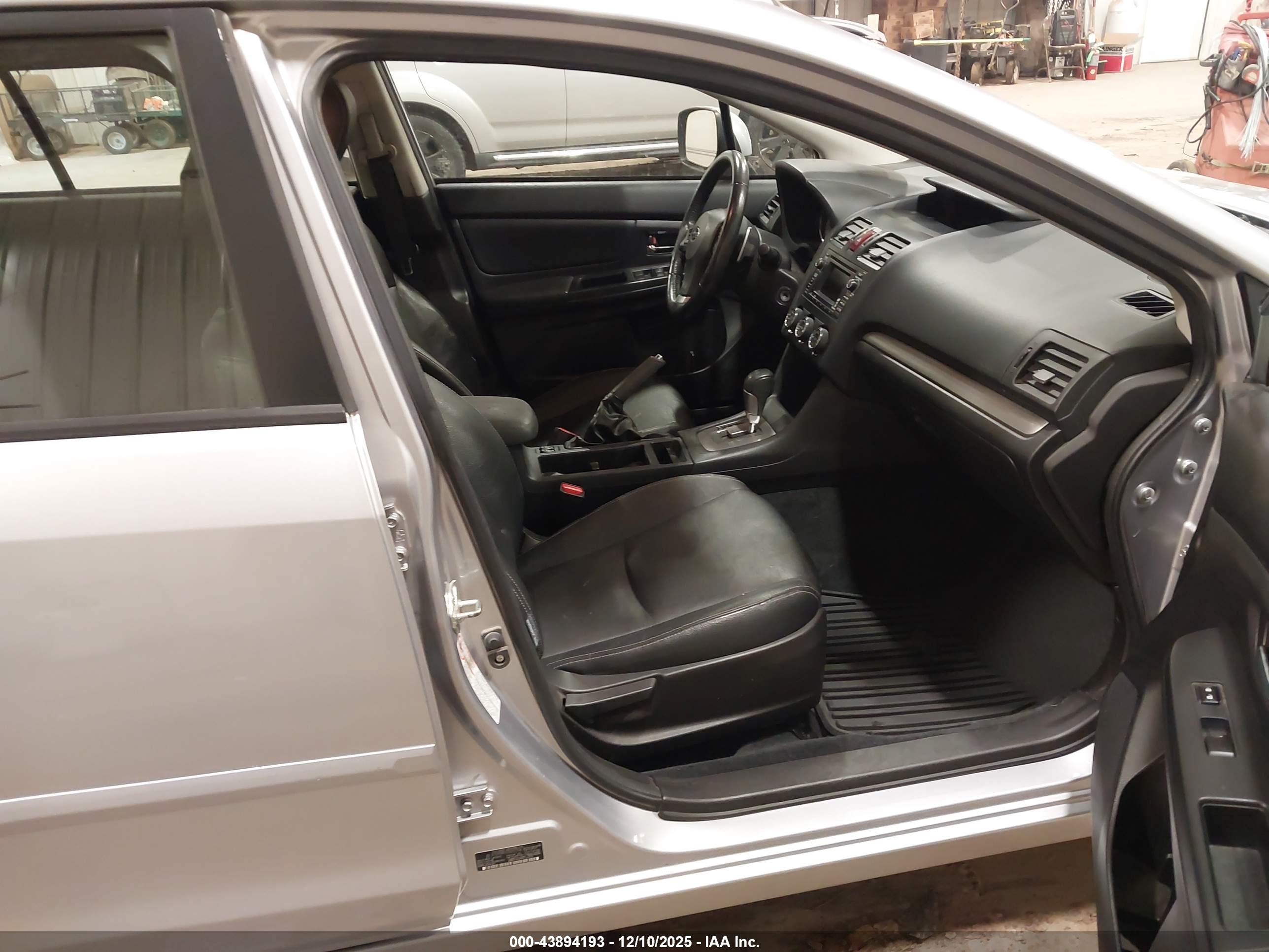 SUBARU IMPREZA image 5