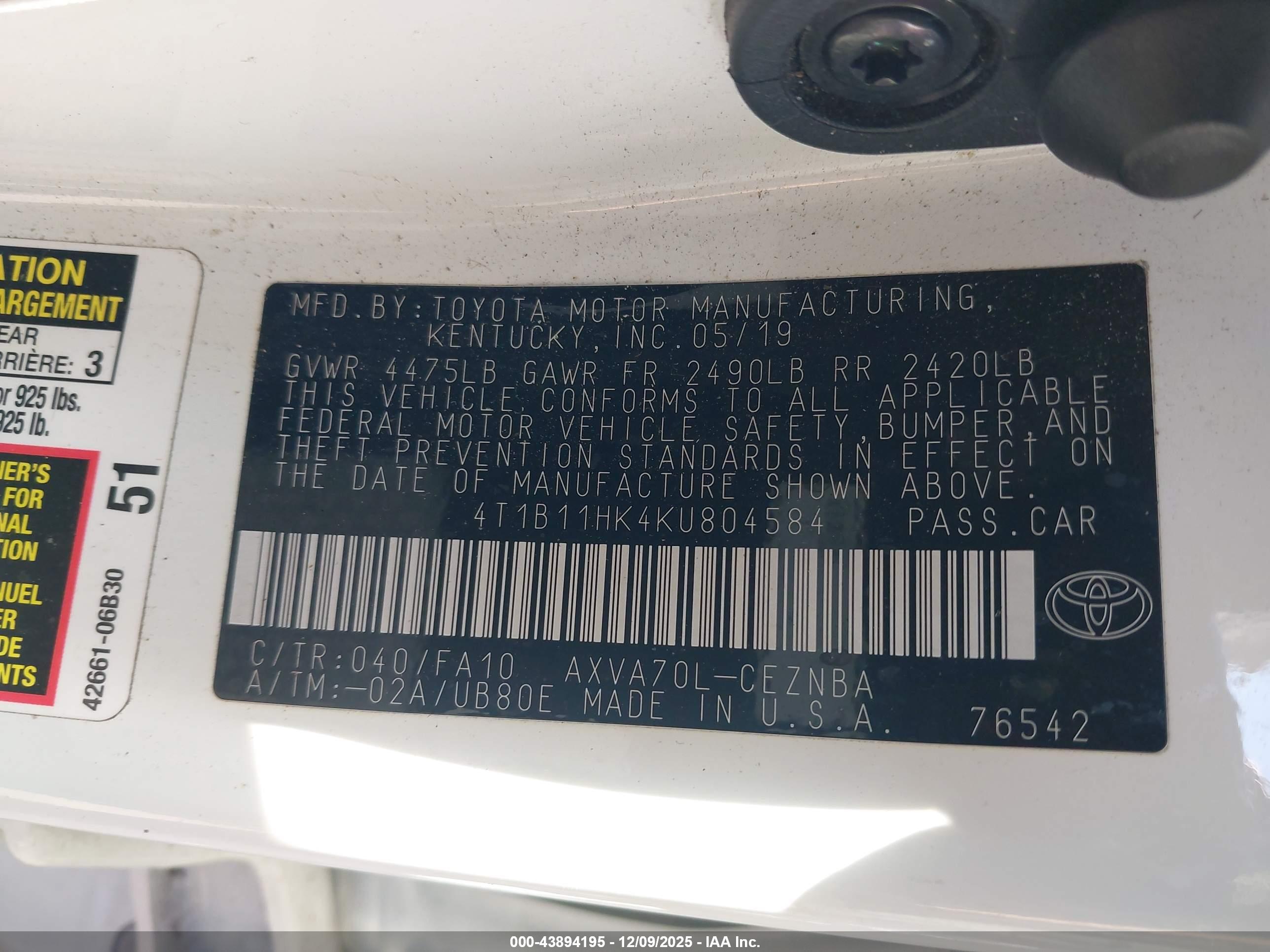 TOYOTA CAMRY image 9