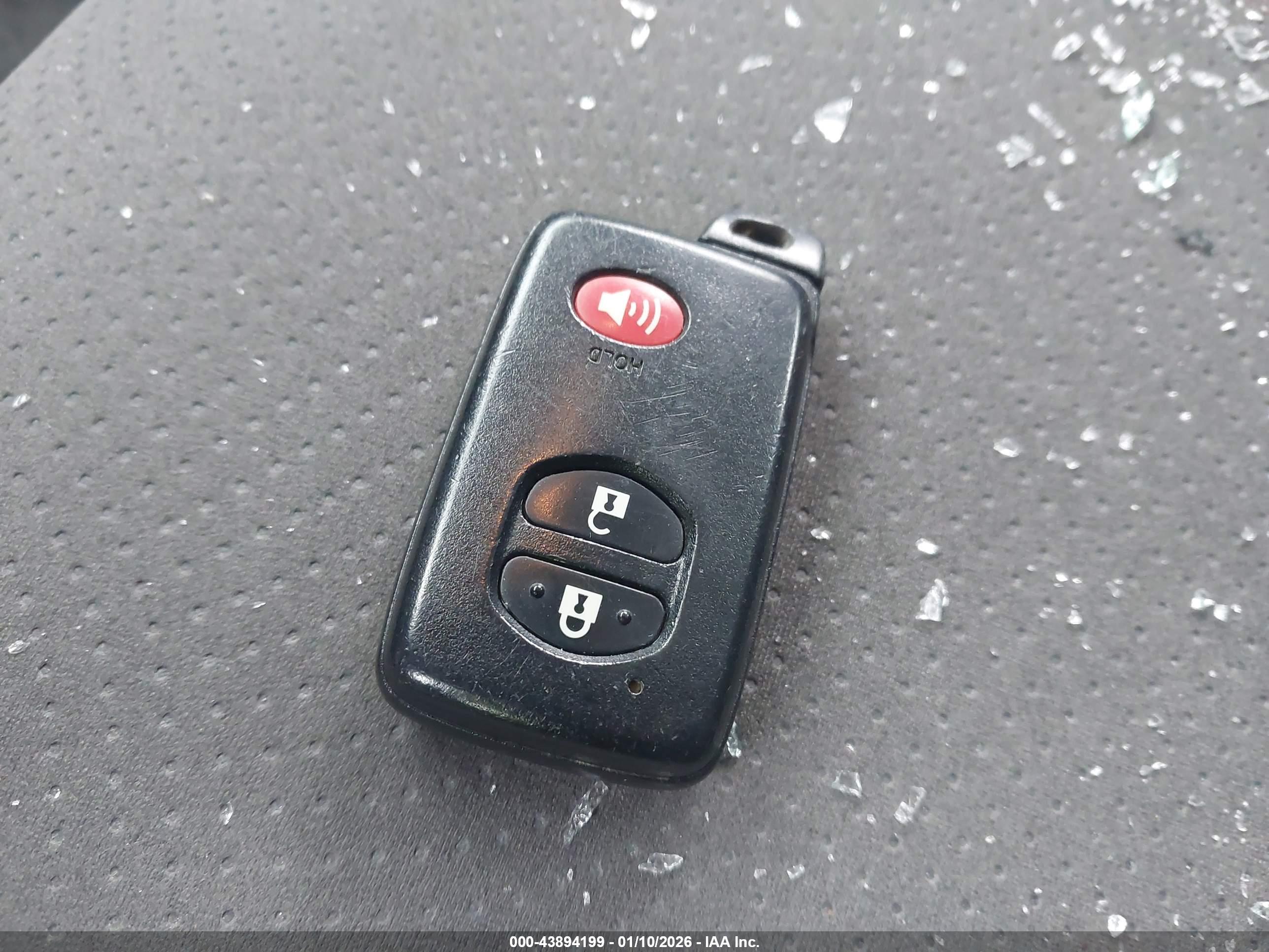 TOYOTA PRIUS image 11