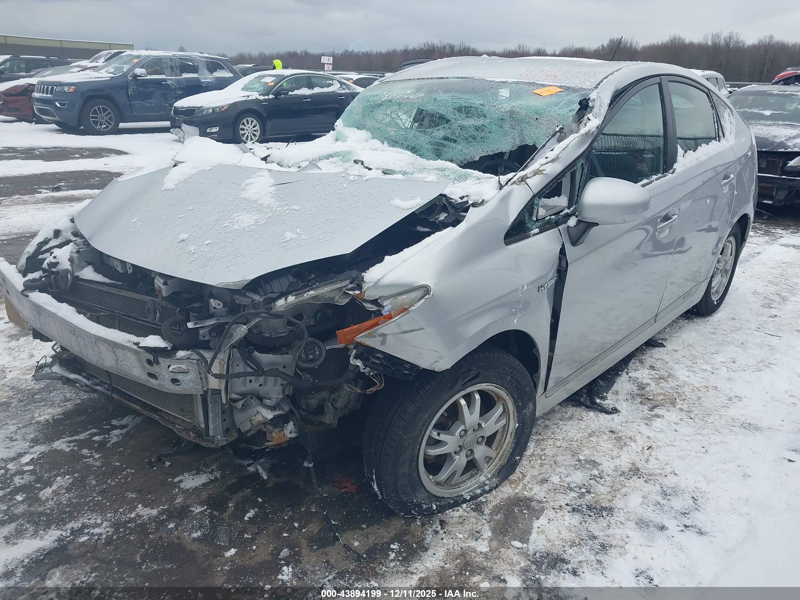 TOYOTA PRIUS image 2