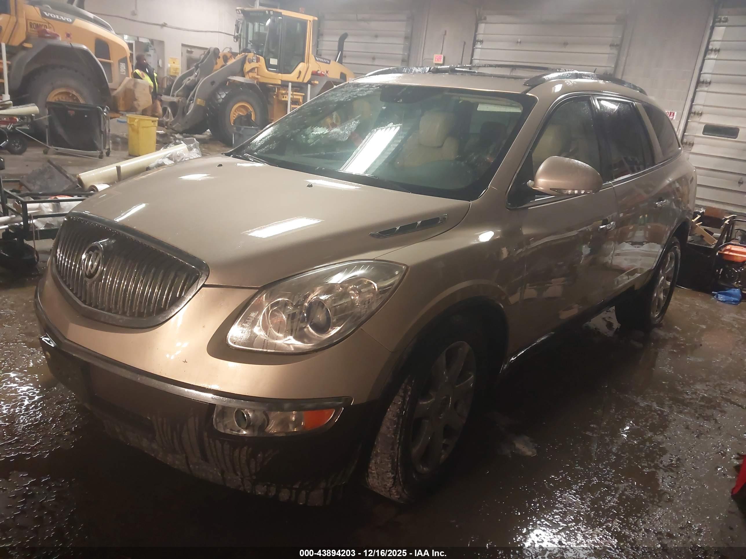 BUICK ENCLAVE image 2