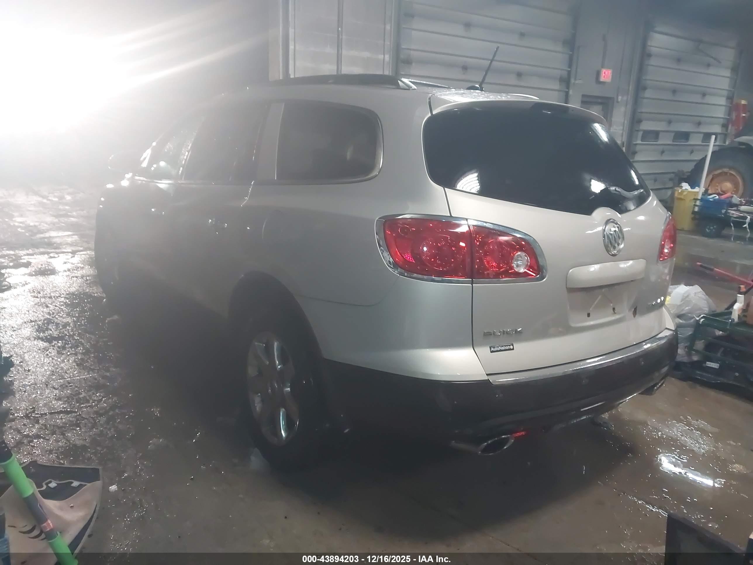 BUICK ENCLAVE image 3