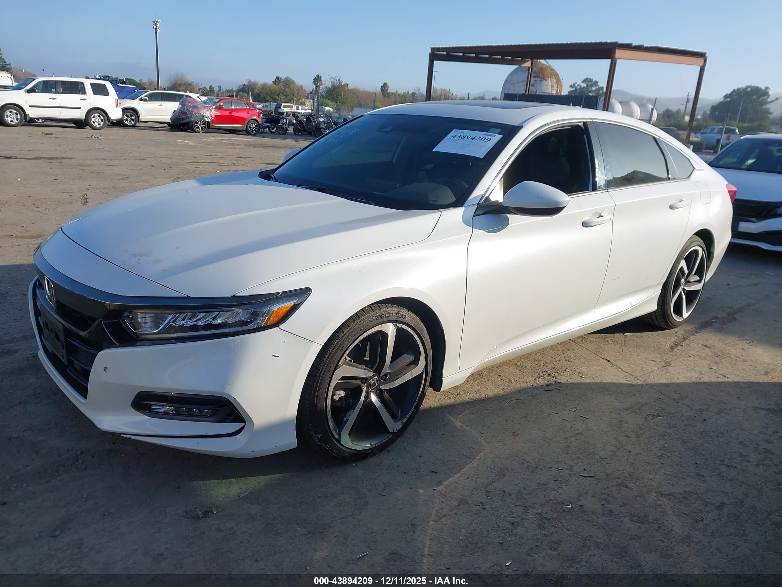 HONDA ACCORD image 2