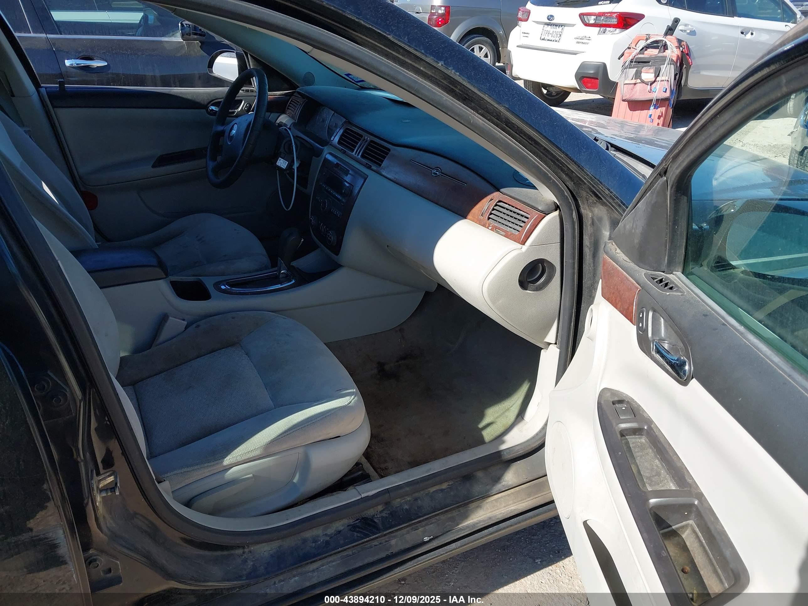 CHEVROLET IMPALA image 5