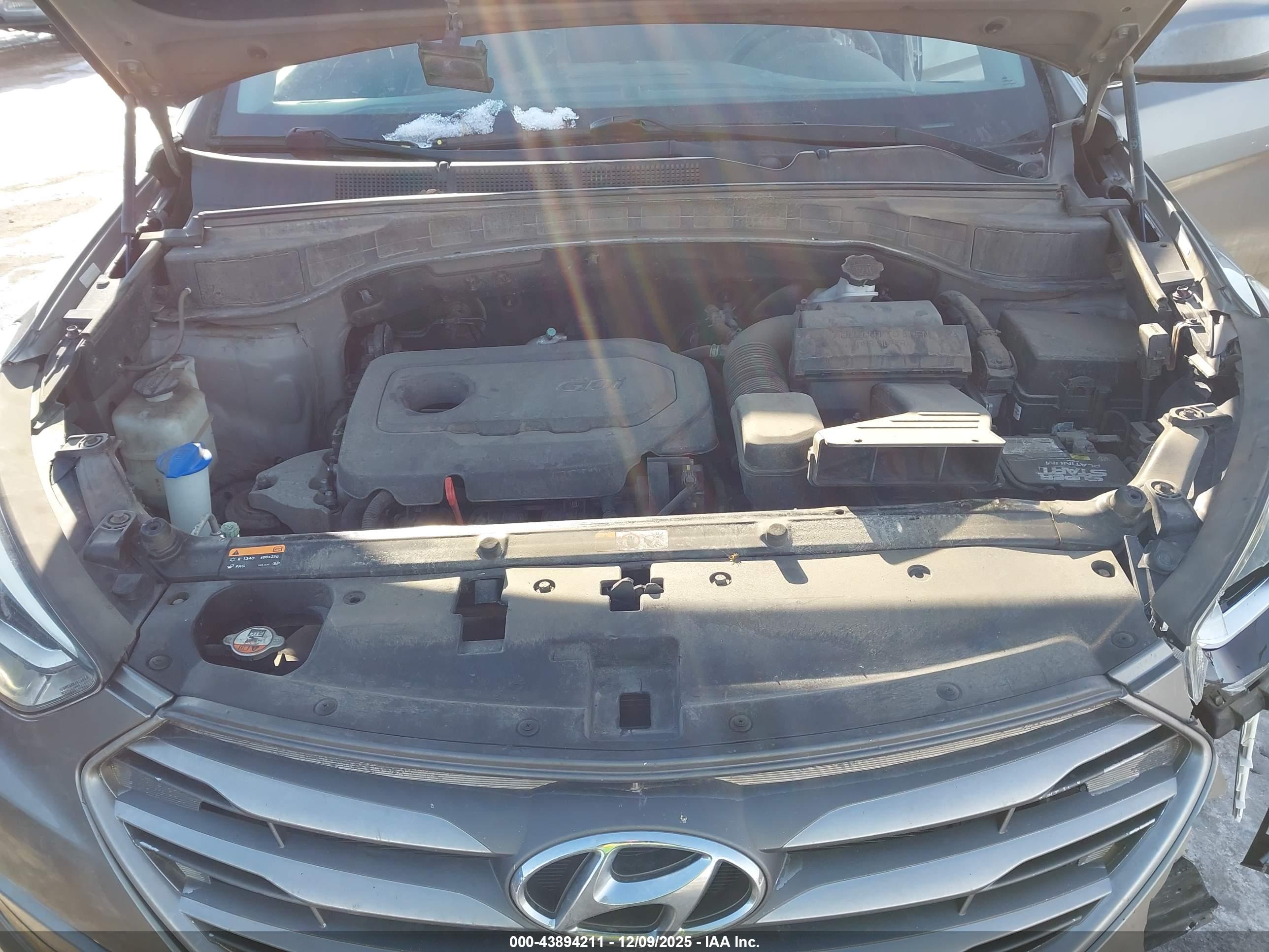 HYUNDAI SANTA image 10