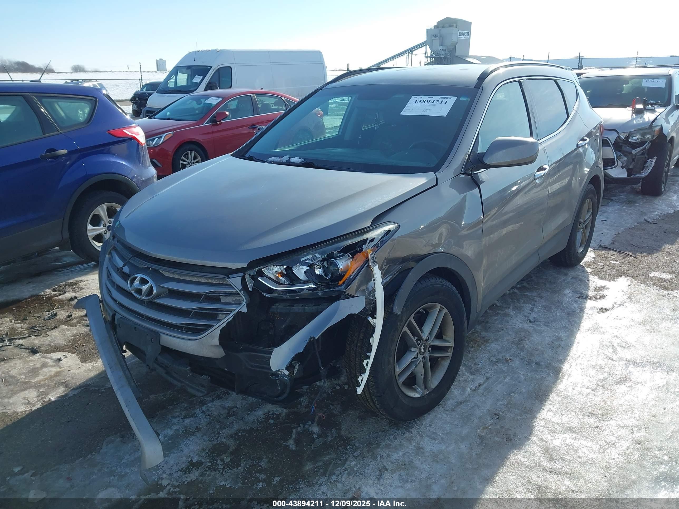 HYUNDAI SANTA image 2