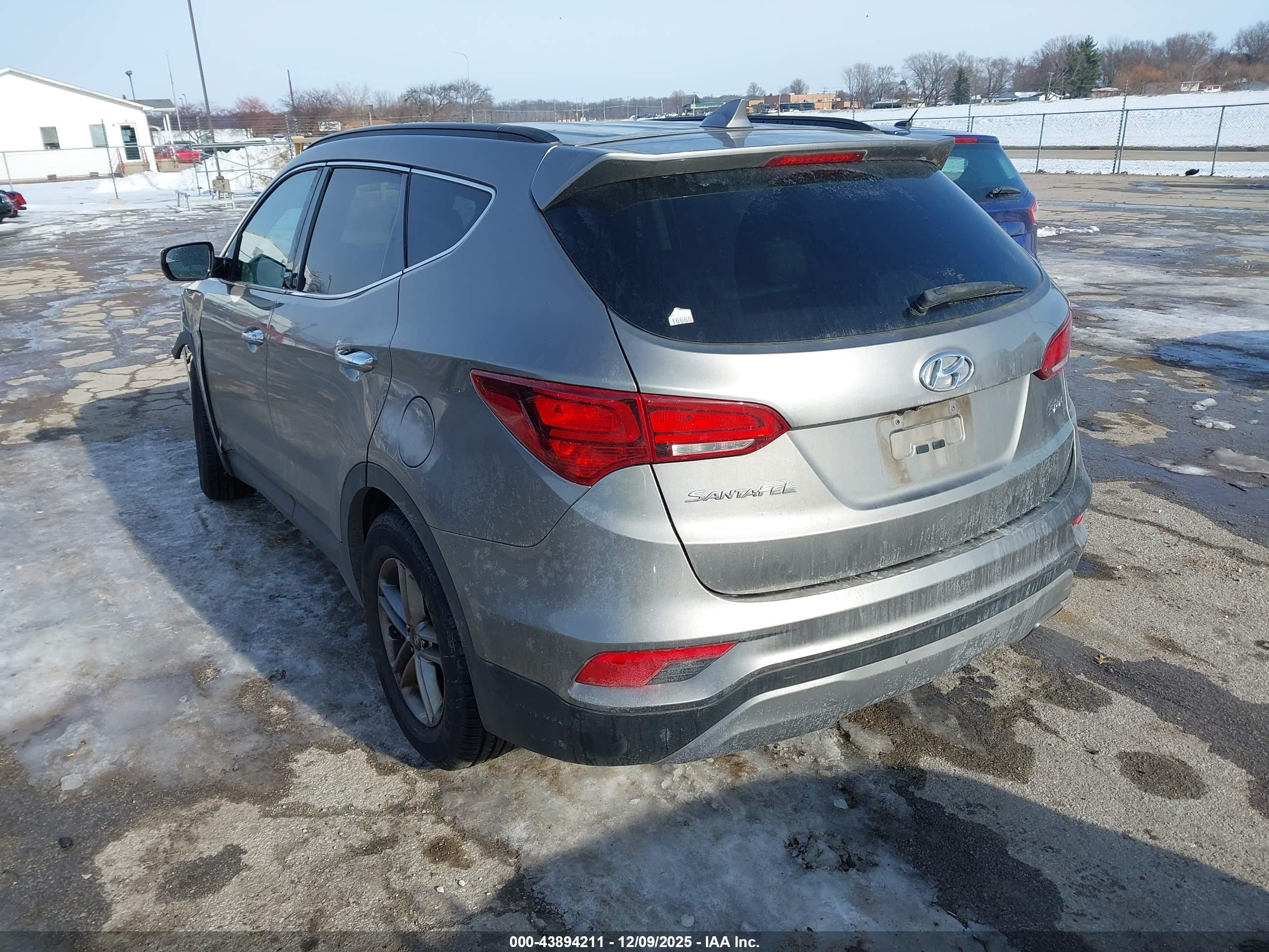 HYUNDAI SANTA image 3